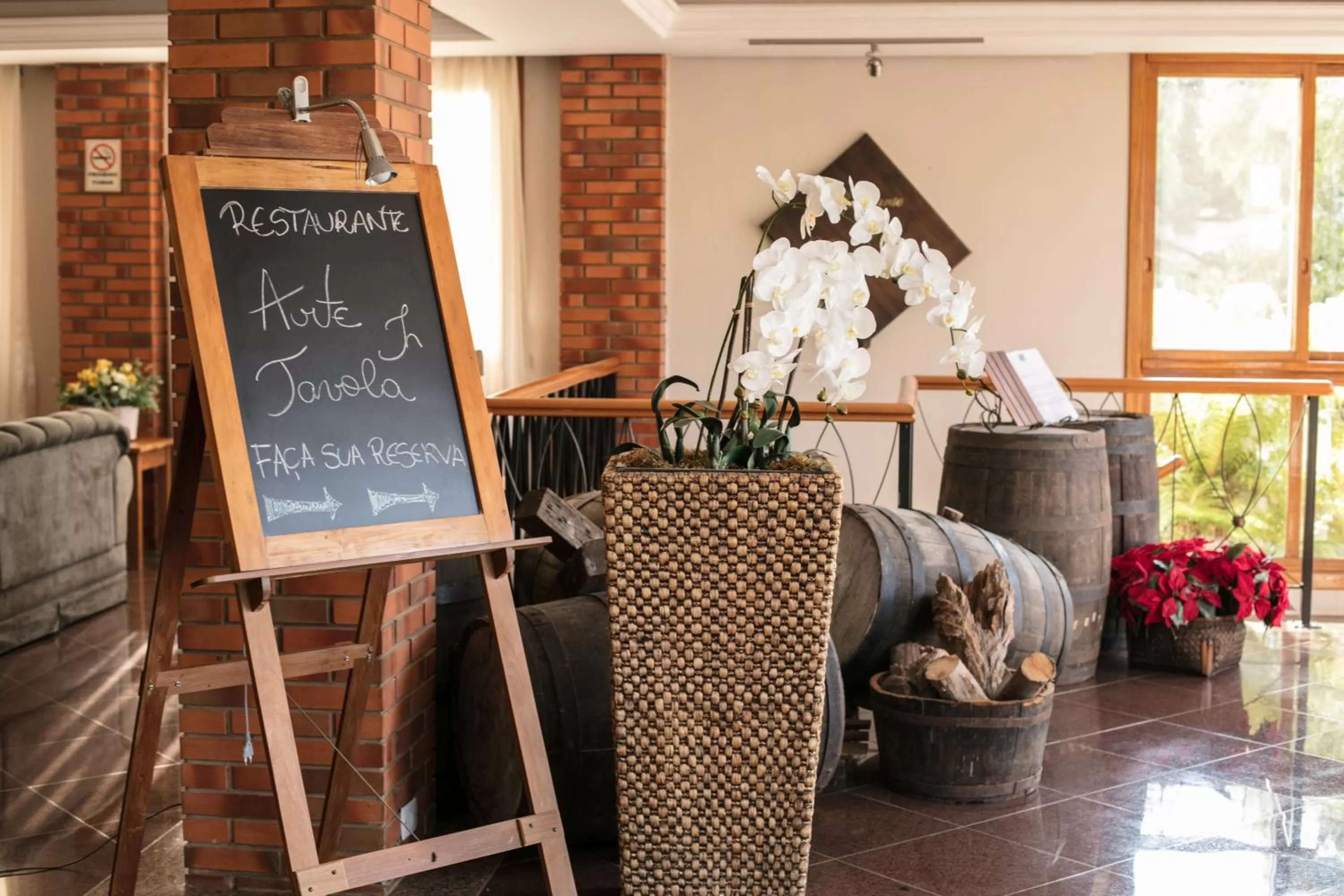 Lobby or reception in Farina Park Hotel