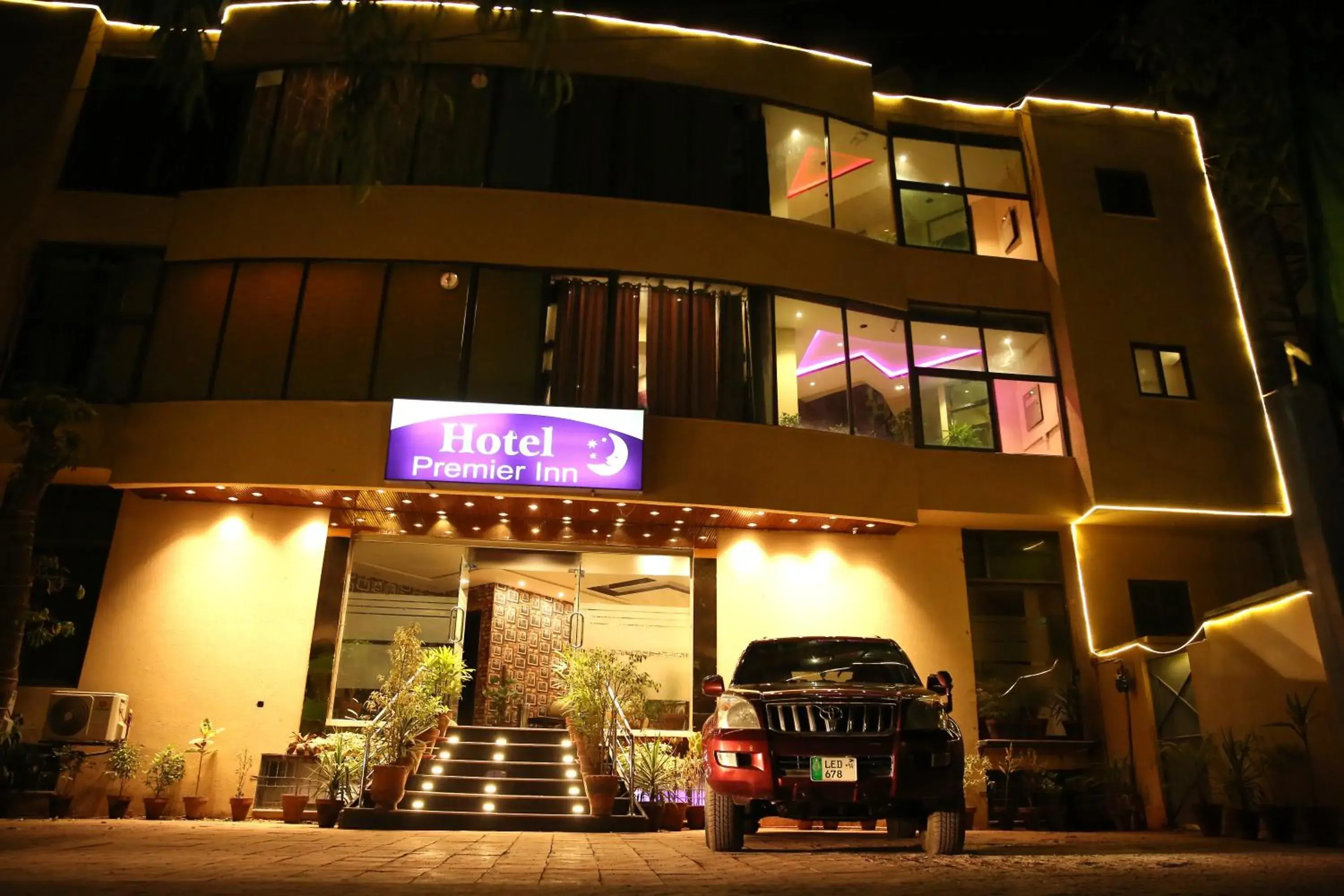 Property building in Hotel Premier Inn Gulberg