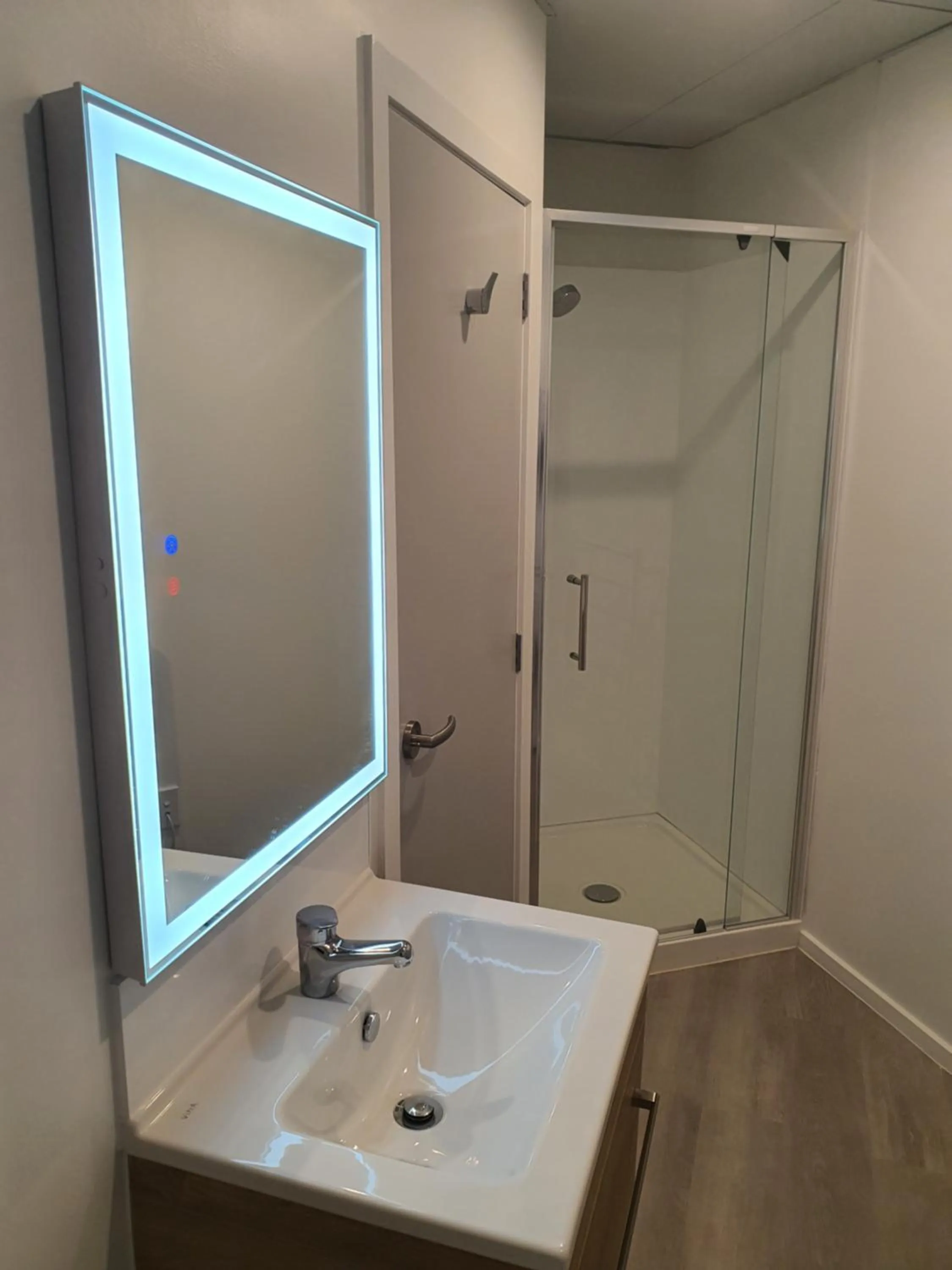 Shower in La Quinta by Wyndham Ellerslie Auckland