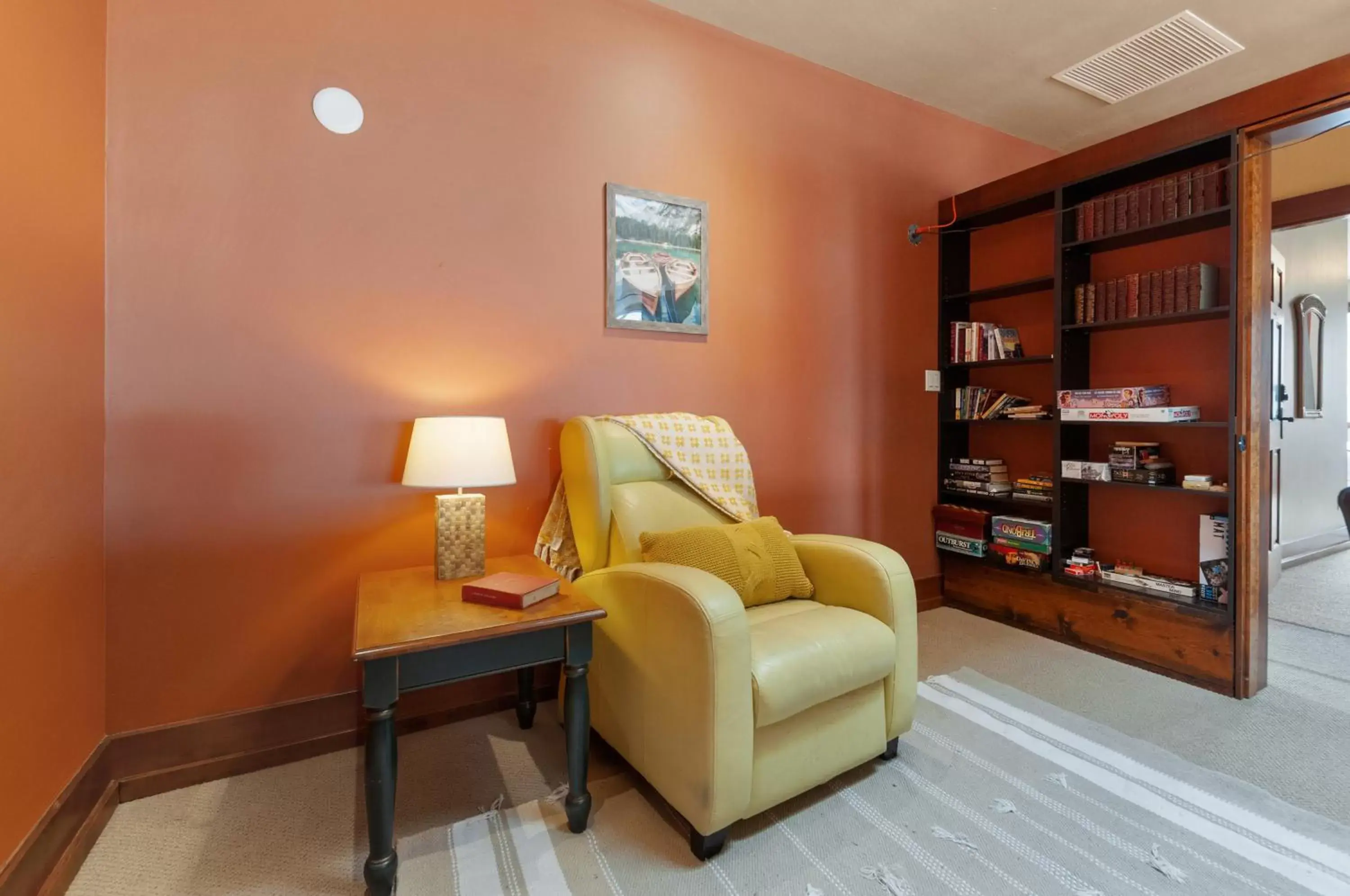 Seating Area in Casa Grande Inn & Suites