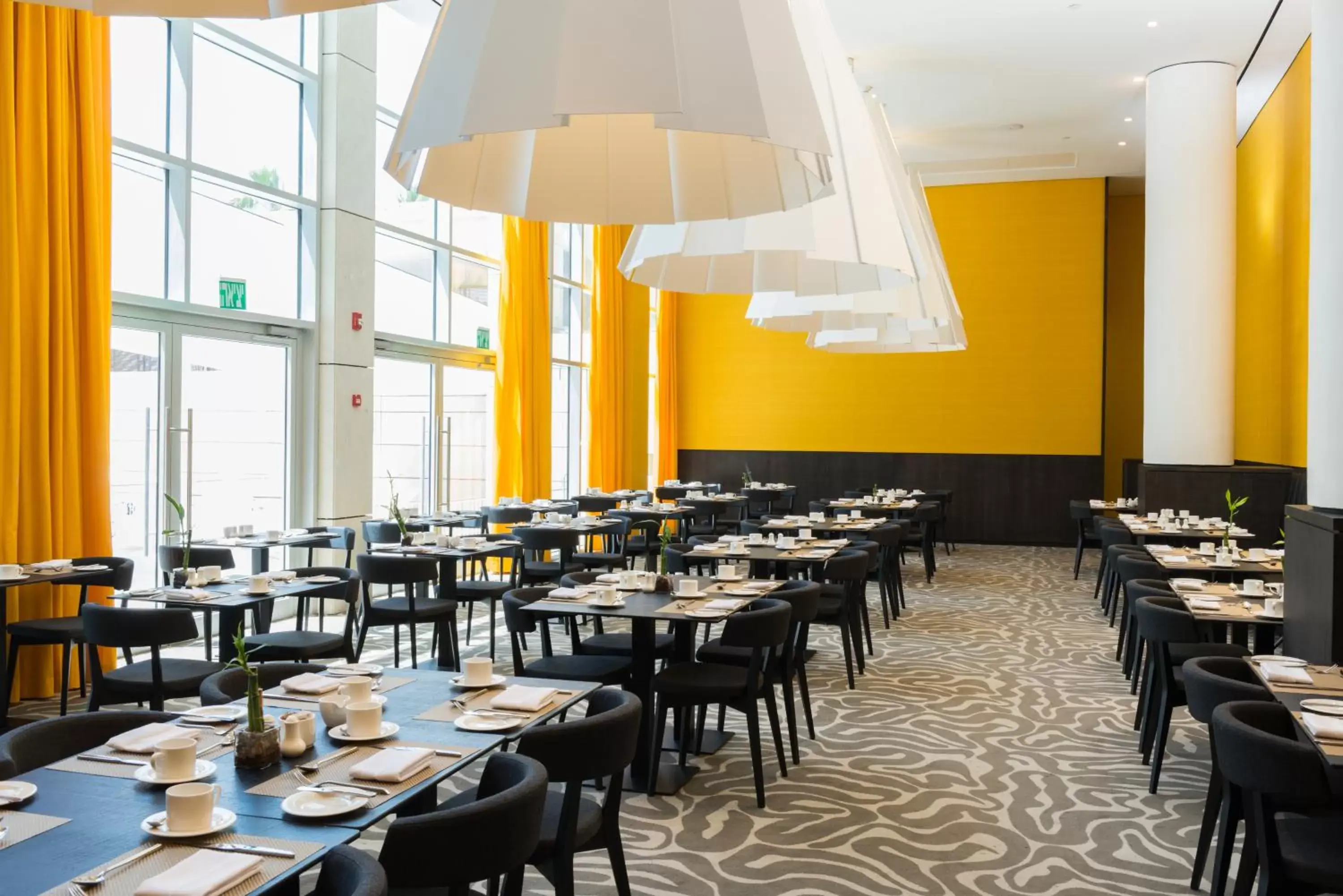 Restaurant/places to eat in Herods Herzliya Restaurant/places to eat in Herods Herzliya