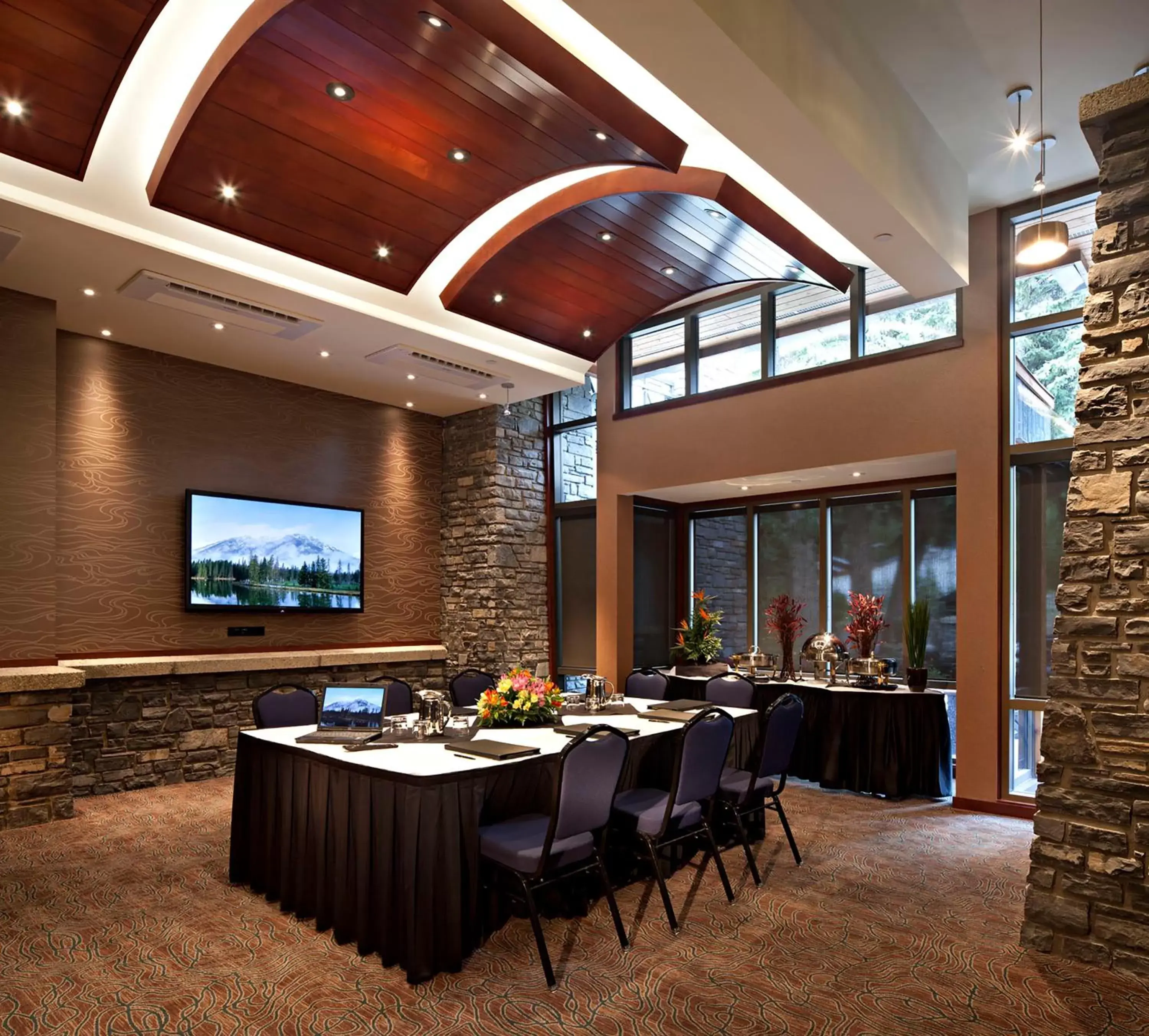 Meeting/conference room in Royal Canadian Lodge