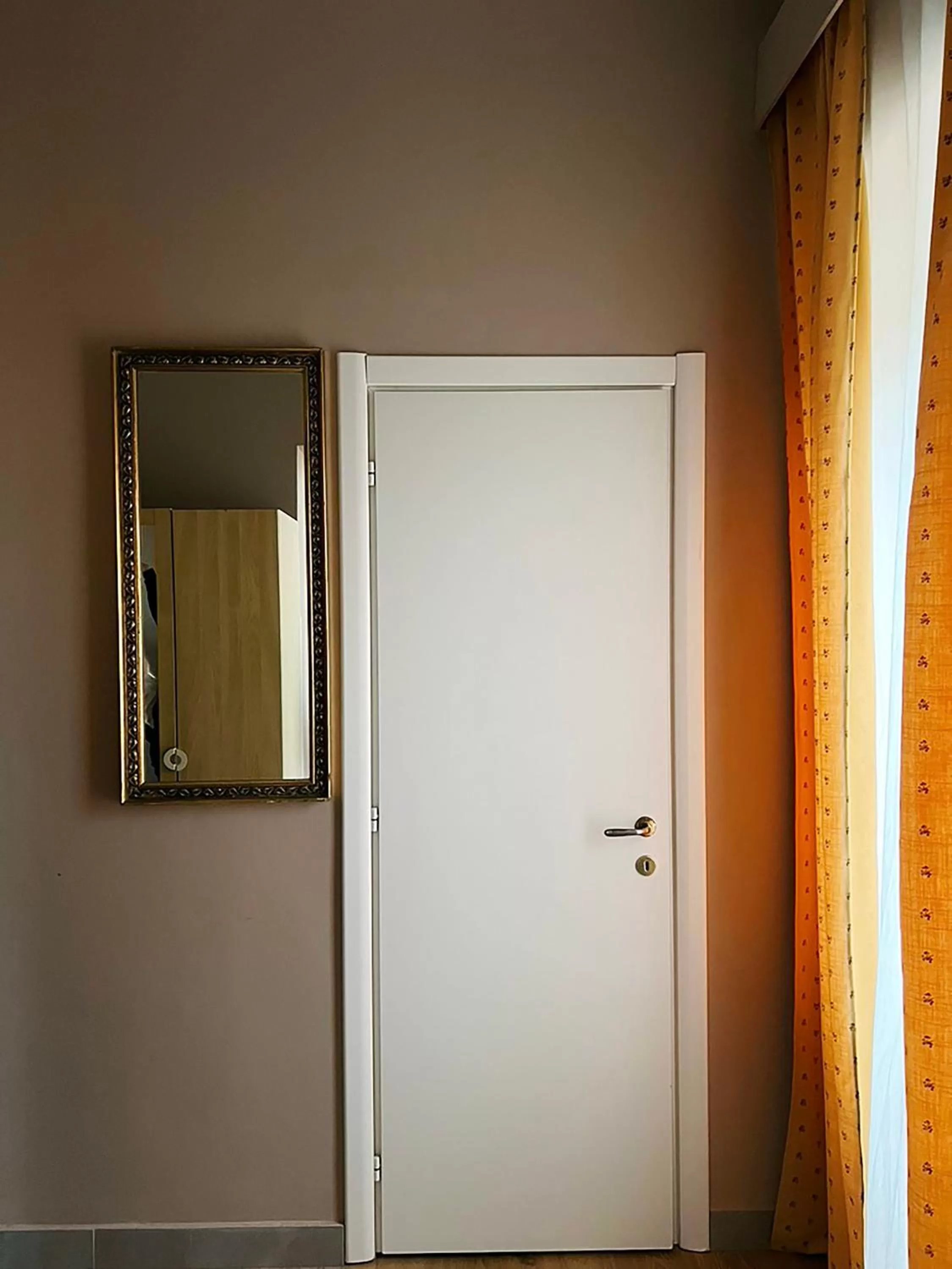 Bedroom in Hotel King