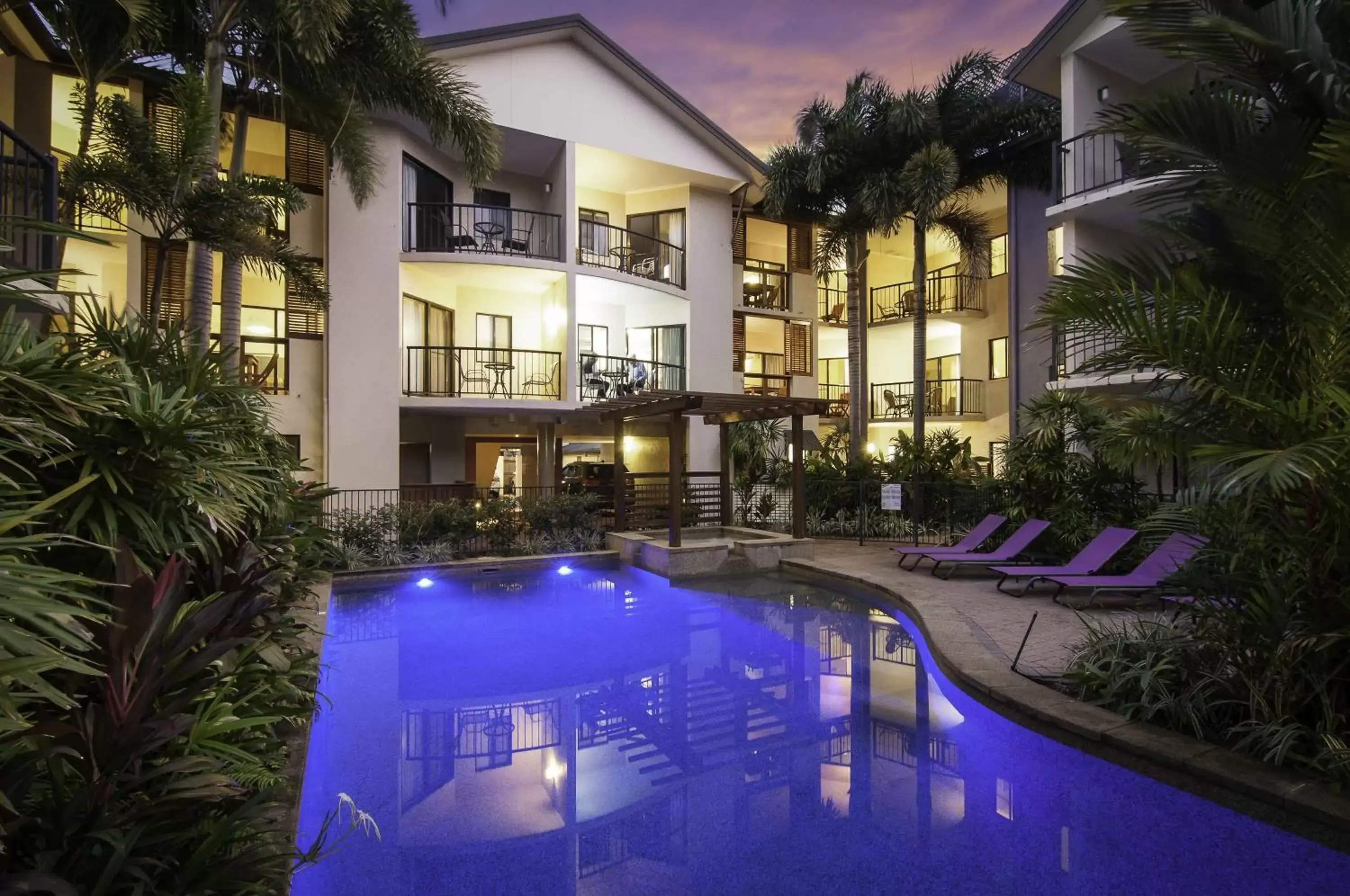 Swimming Pool in Bay Villas Resort
