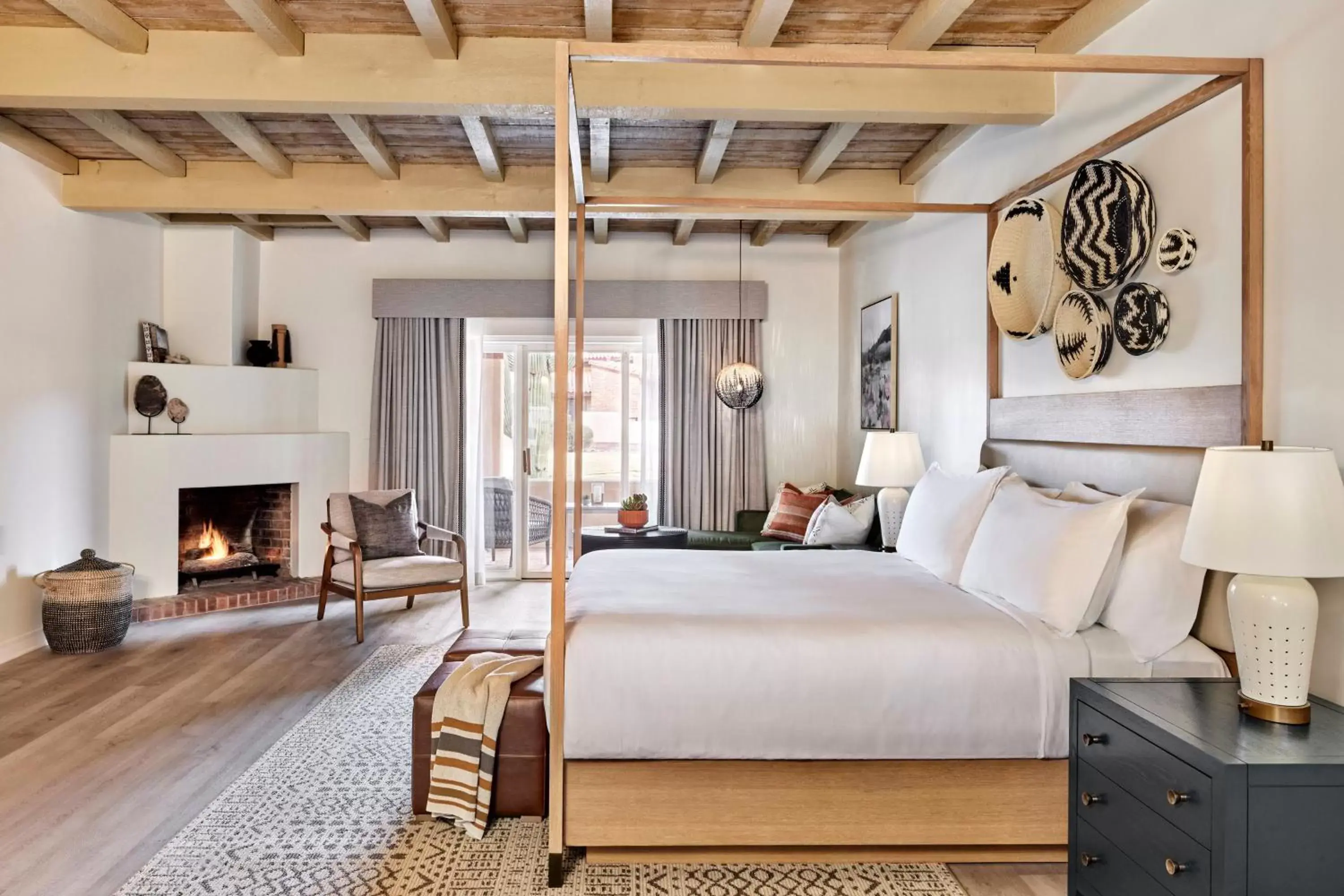 Bedroom, Bed in Omni Tucson National Resort