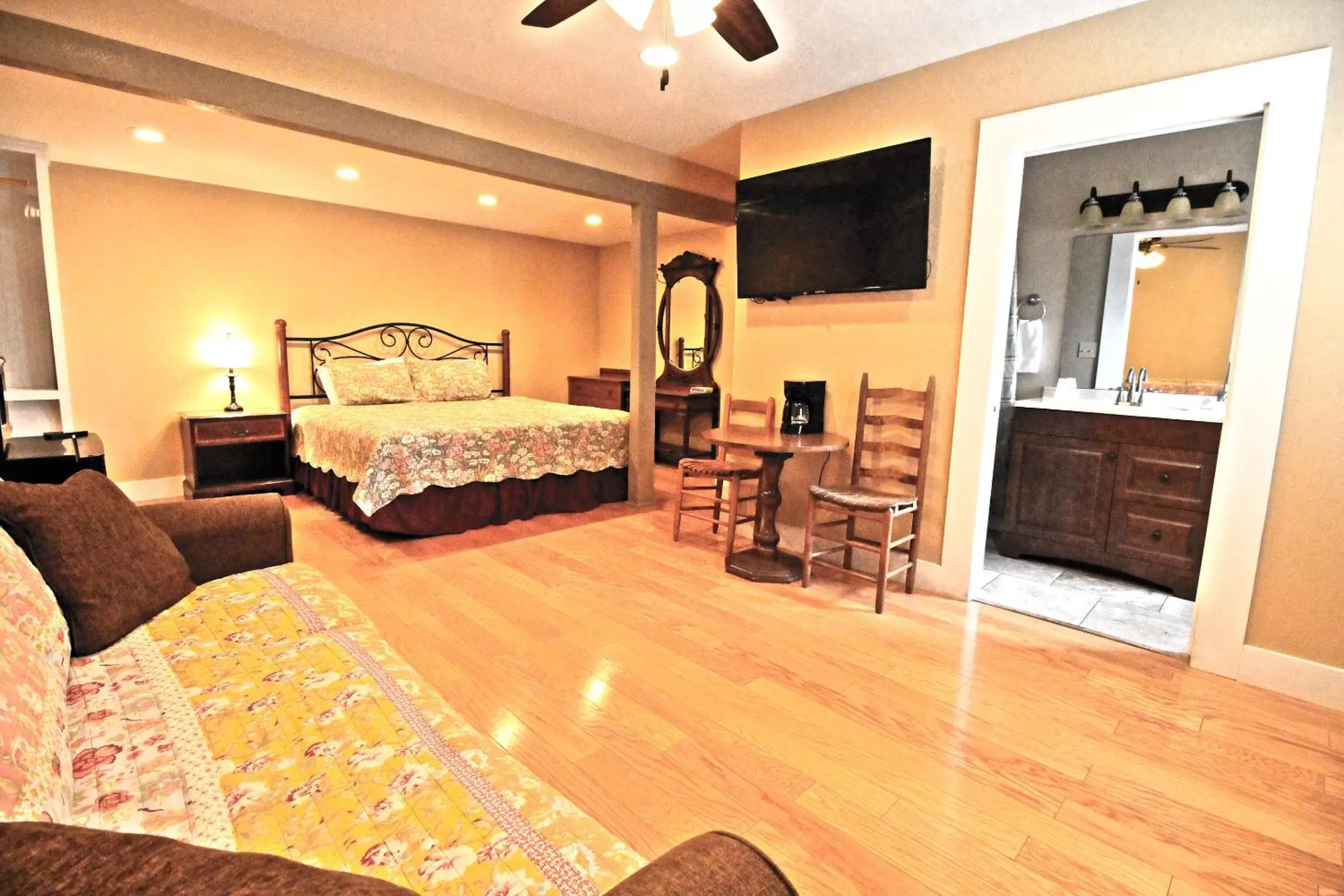 Bathroom in Peach Tree Inn & Suites