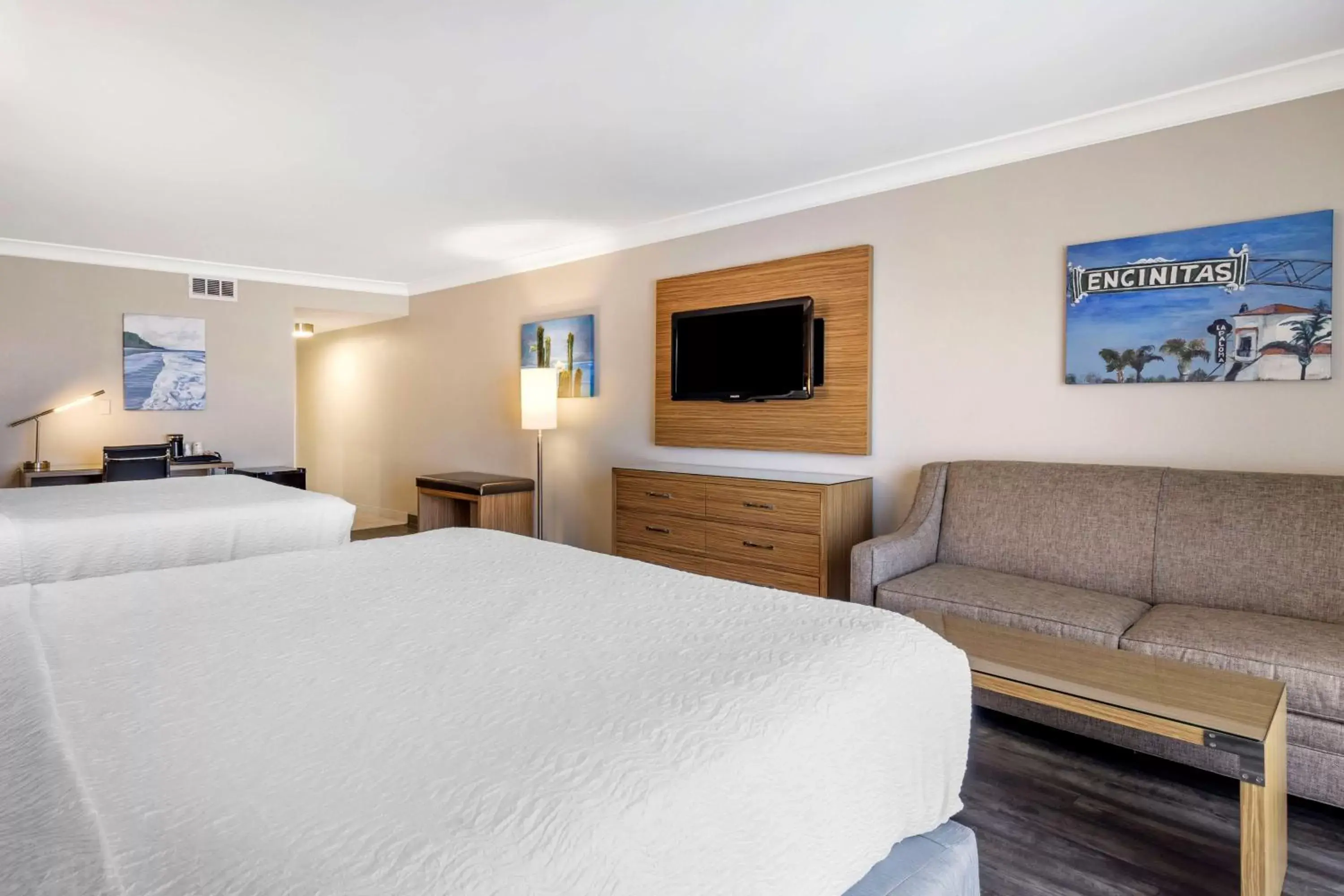 Bedroom in The Encinitan Hotel & Suites