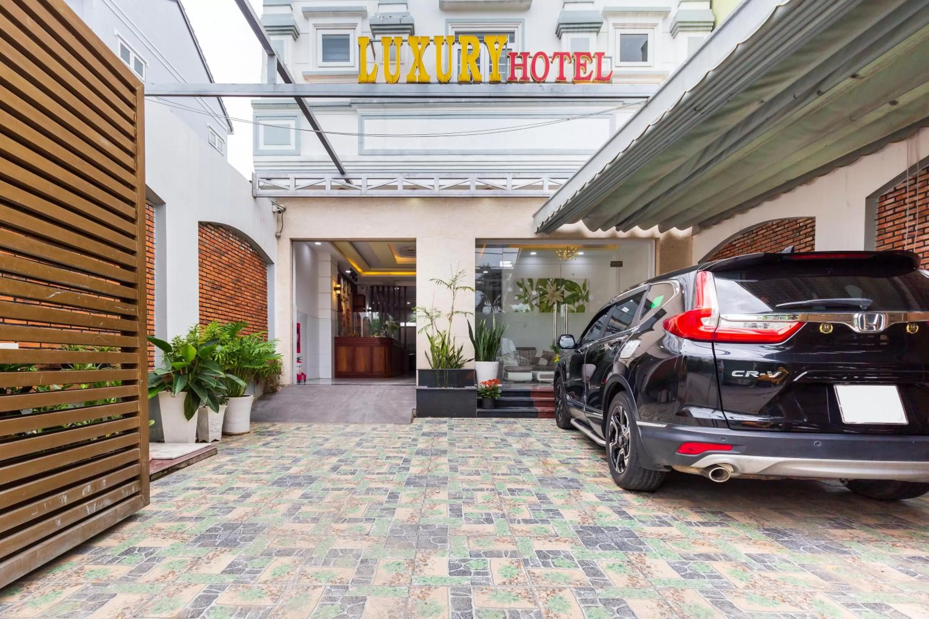 Property building in Luxury Vườn Lài Hotel