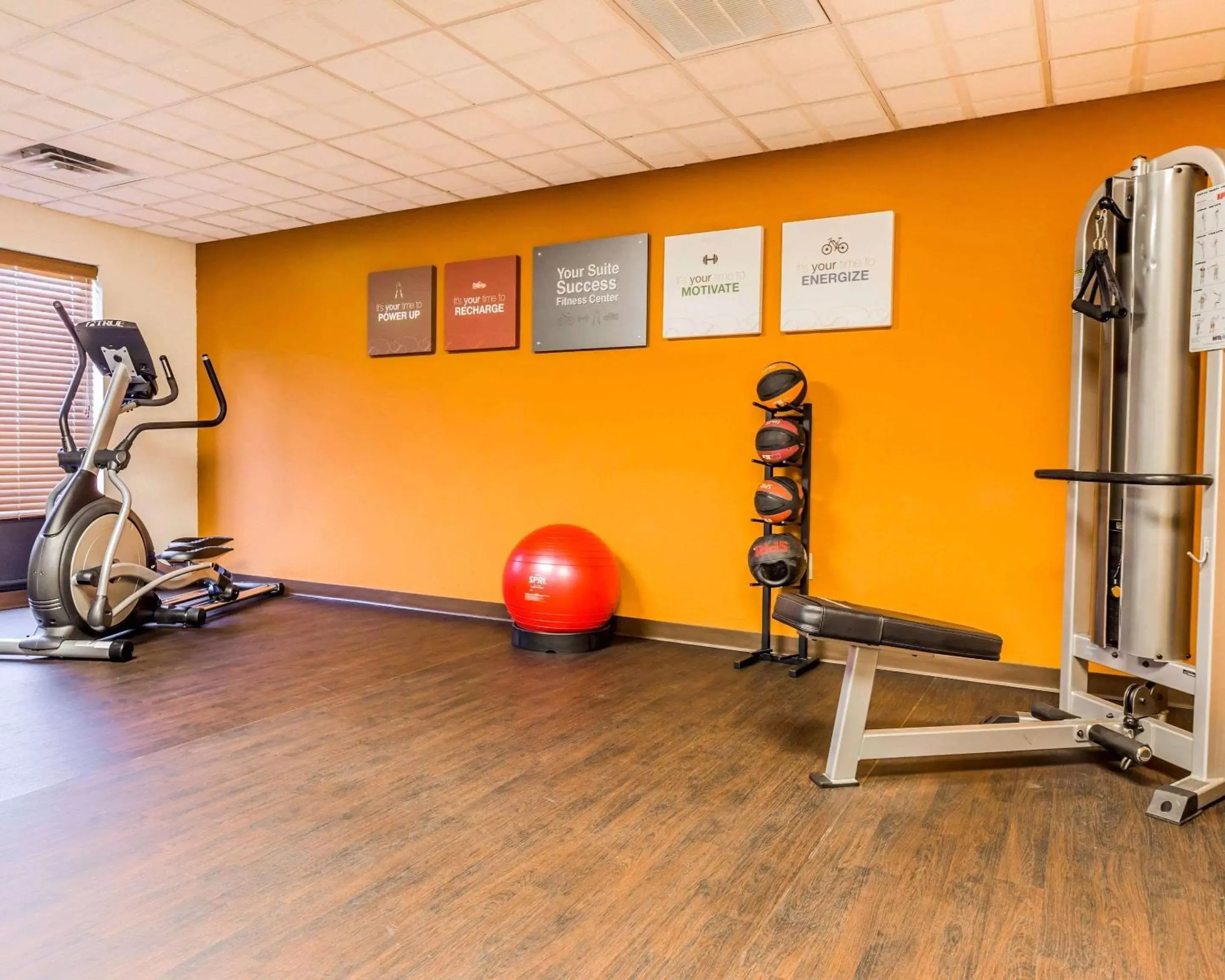 Fitness centre/facilities, Fitness Center/Facilities in Comfort Suites Commerce