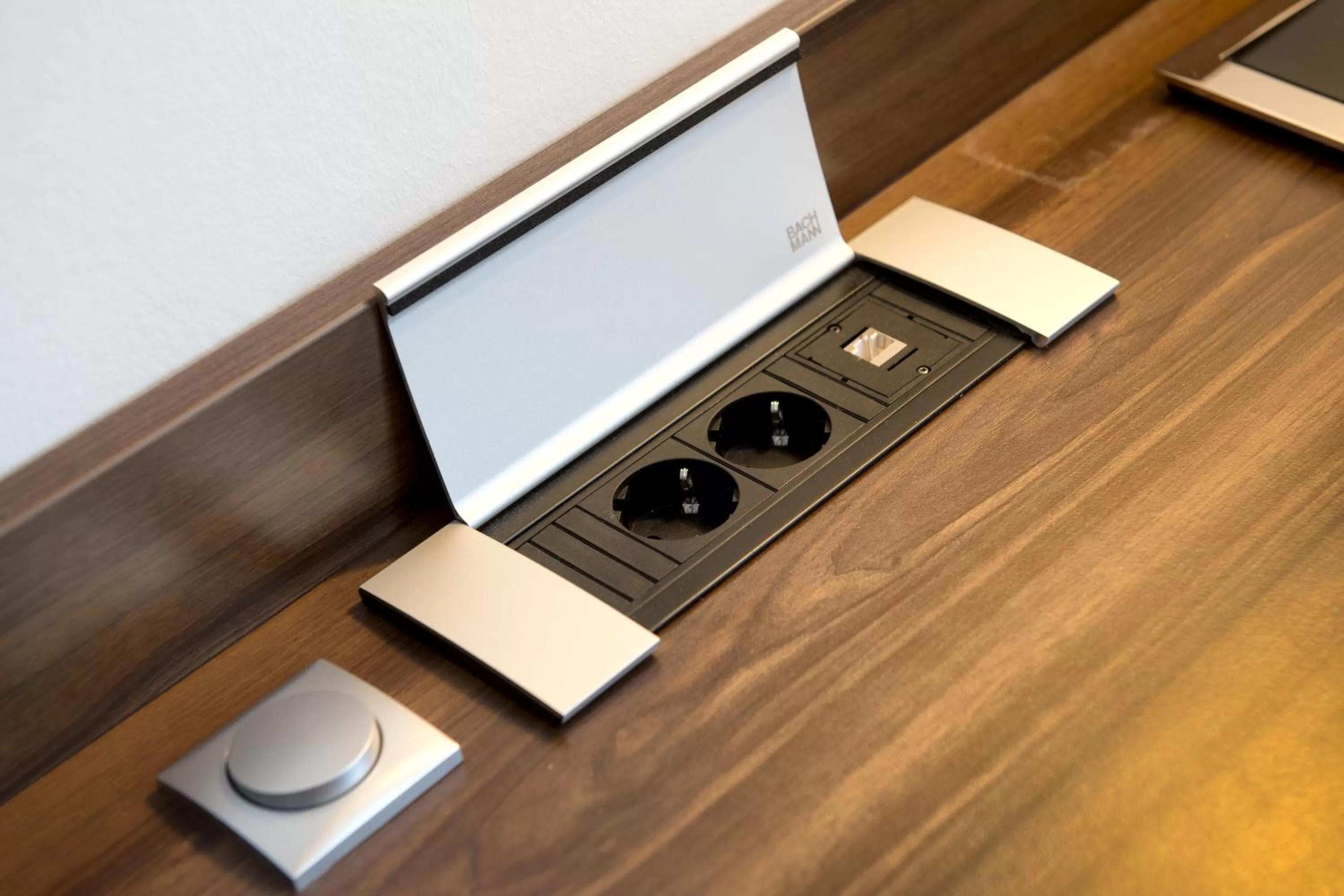 TV and multimedia in Fora Hotel Hannover by Mercure