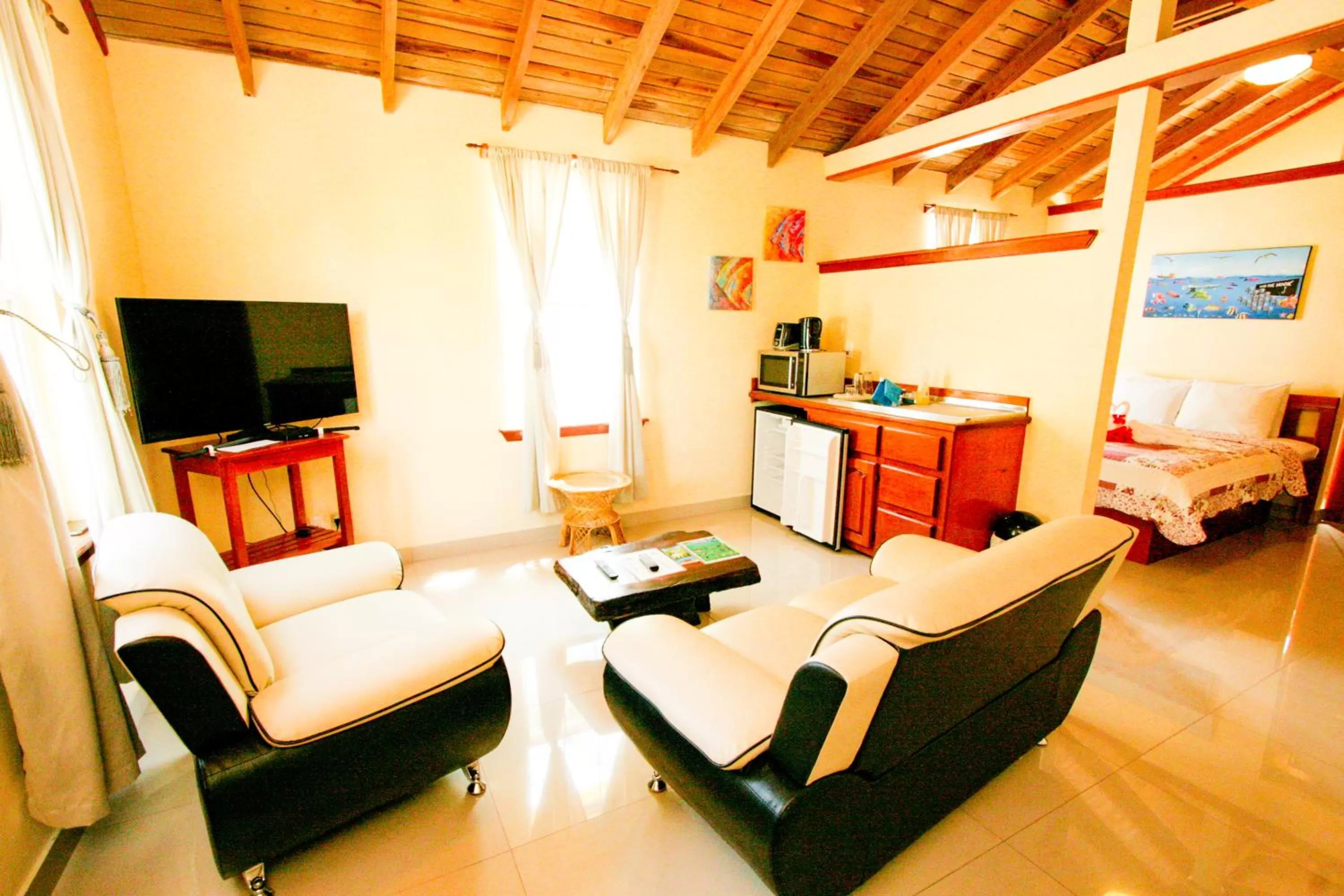 TV and multimedia in Royal Caribbean Resort