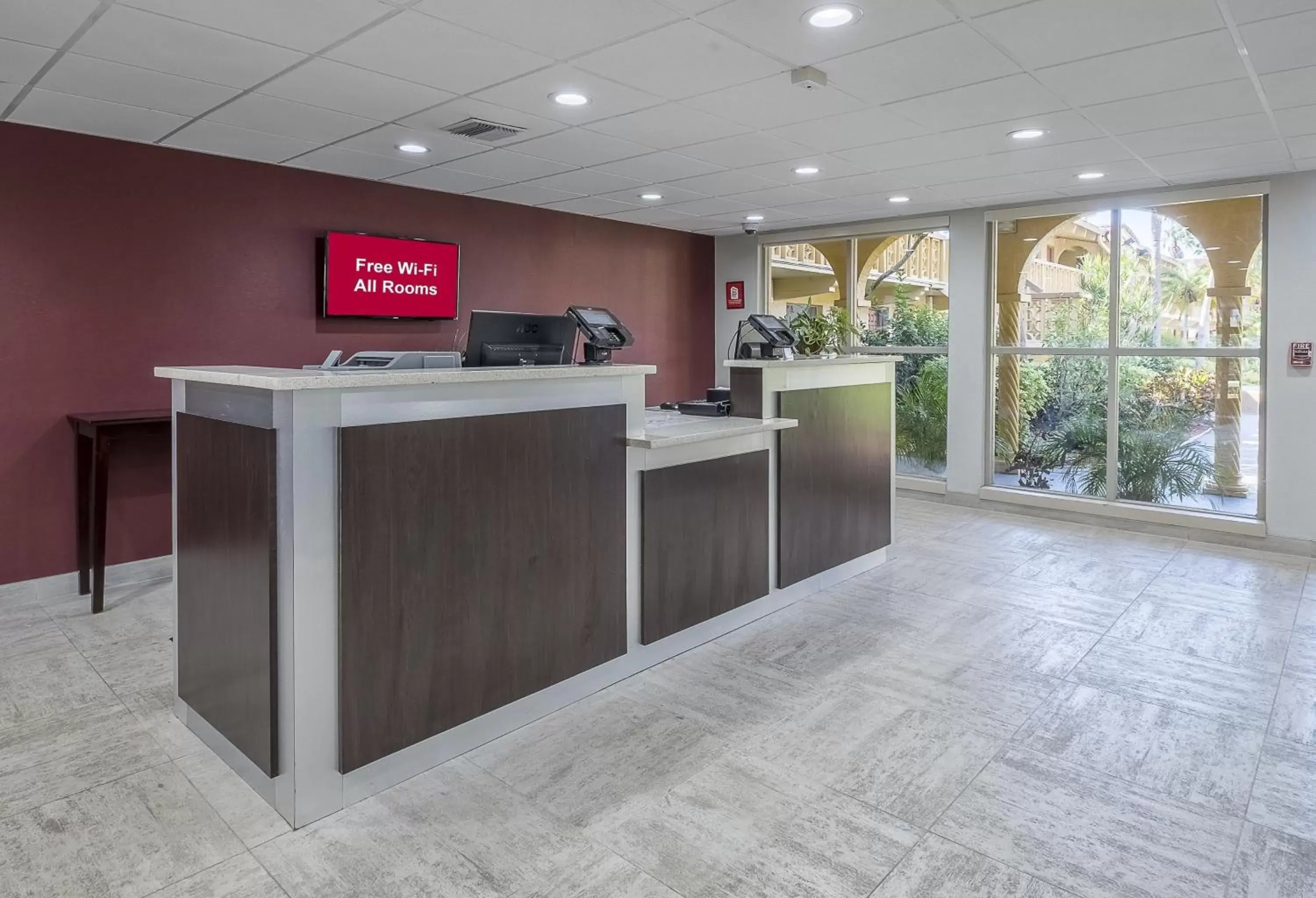 Lobby or reception, Lobby/Reception in Red Roof Inn Tampa Bay - St. Petersburg