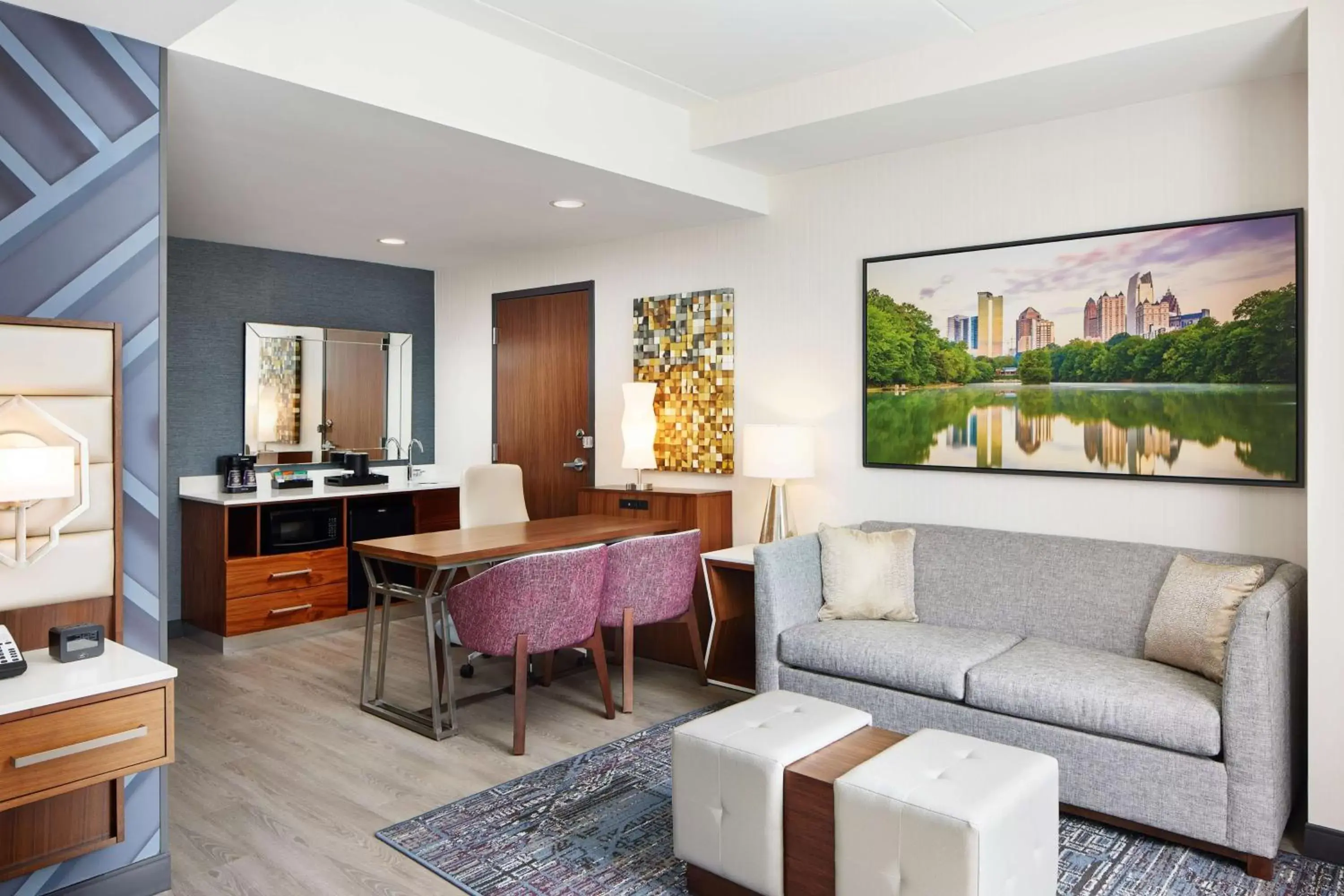 Living room, Seating Area in Embassy Suites By Hilton Atlanta Airport North