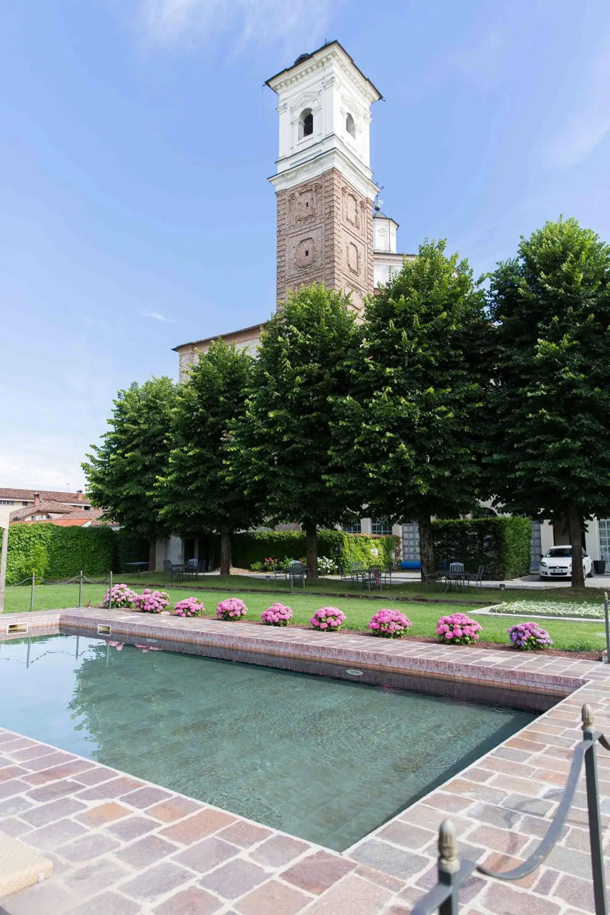 Garden, Property Building in Hotel I Somaschi