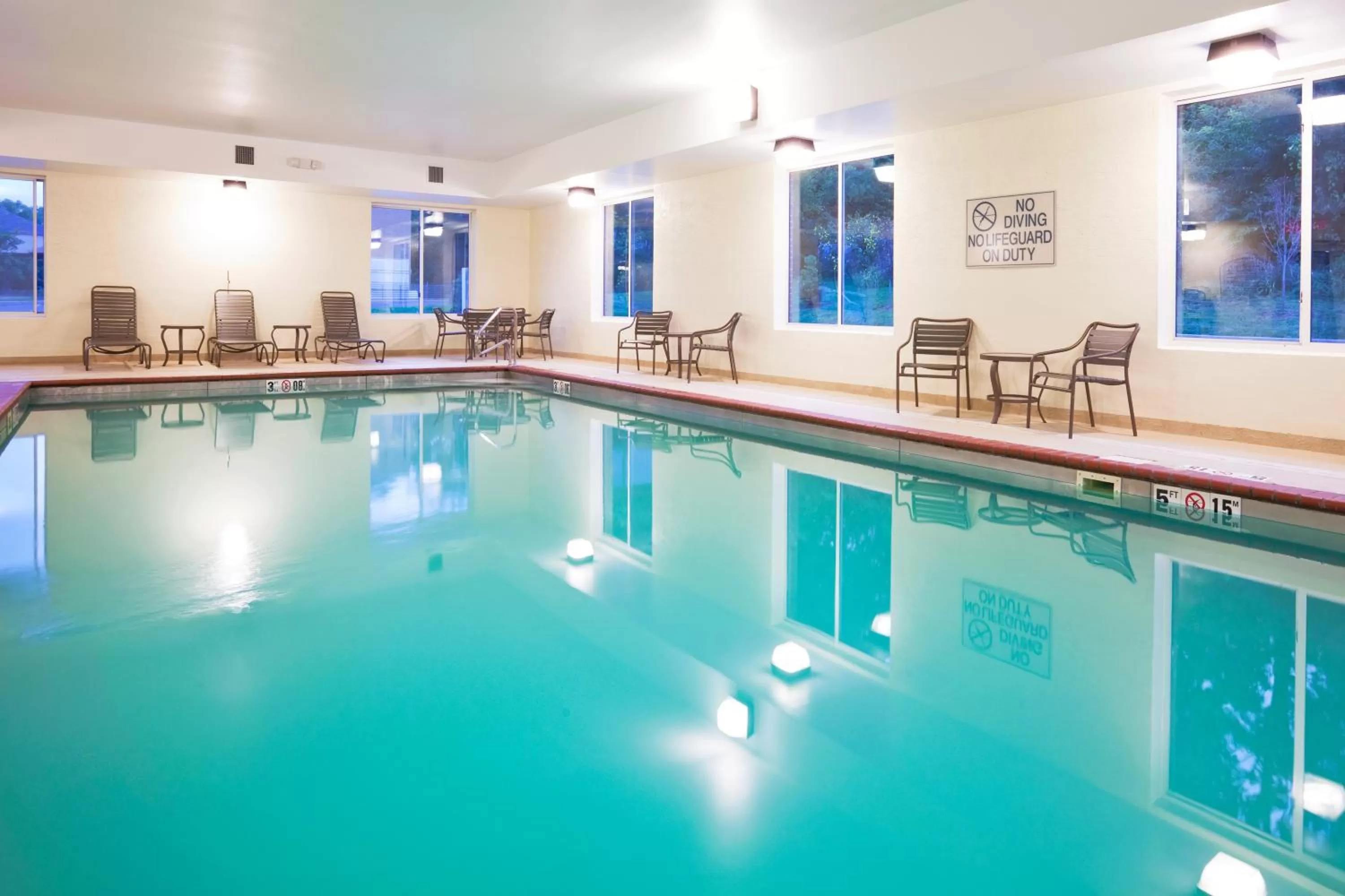 Swimming pool in Holiday Inn Express Hotel & Suites Cincinnati Southeast Newport, an IHG Hotel