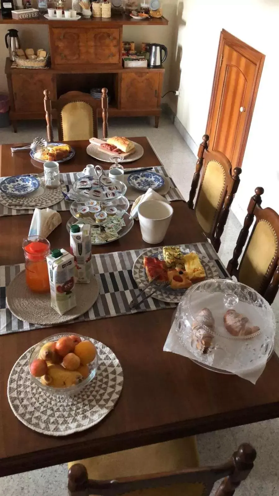 Breakfast in Gianmaria B&B