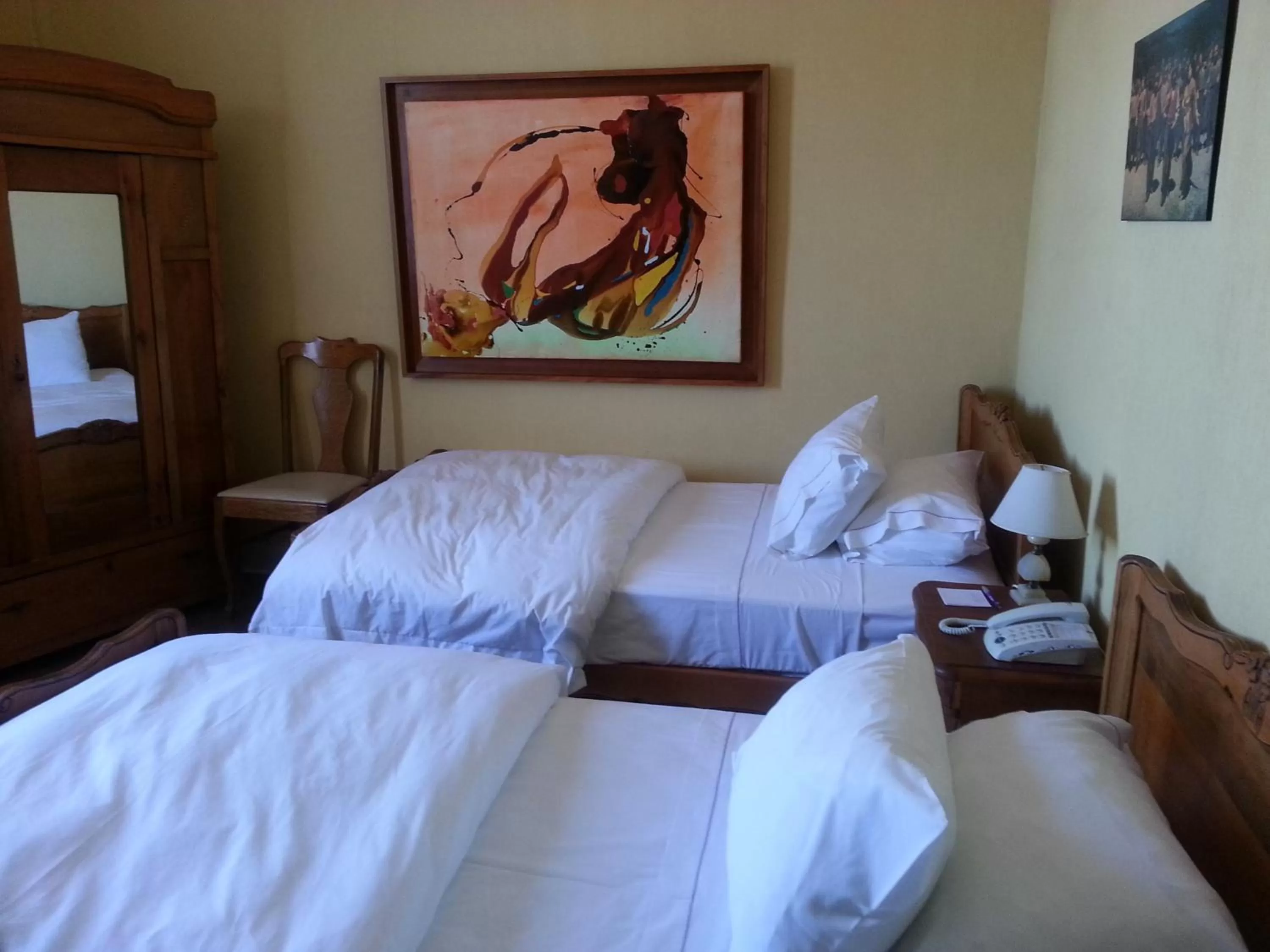 Bed in Hotel Manoir Atkinson