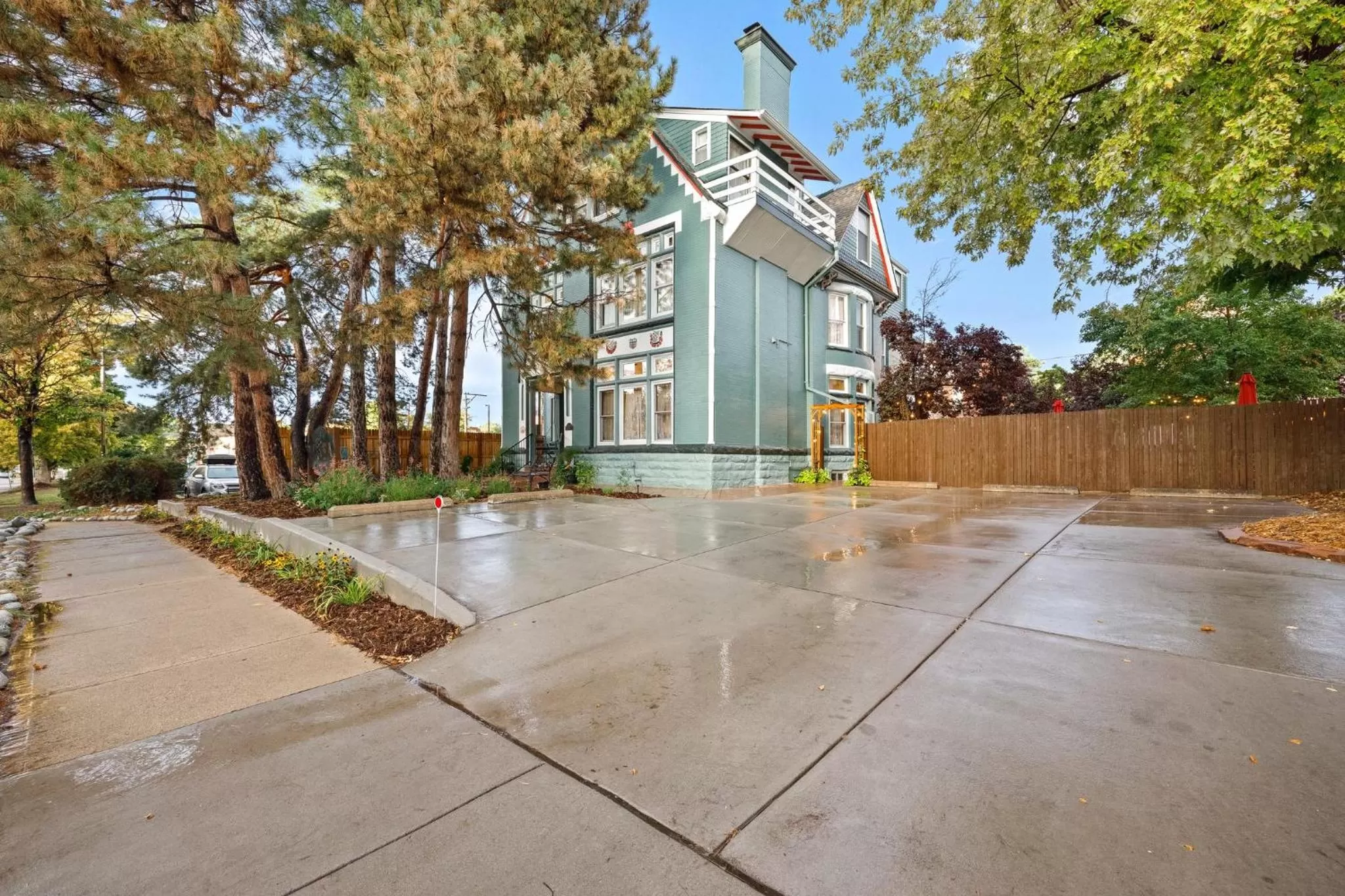 Property building in Flora House Denver