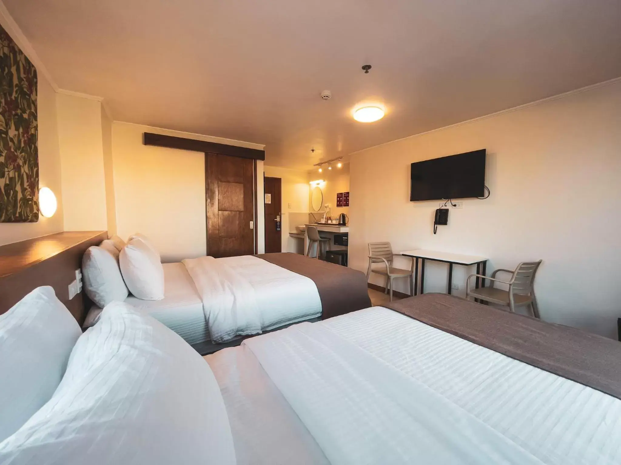 Bed in Hotel Sentro Legazpi Bed in Hotel Sentro Legazpi