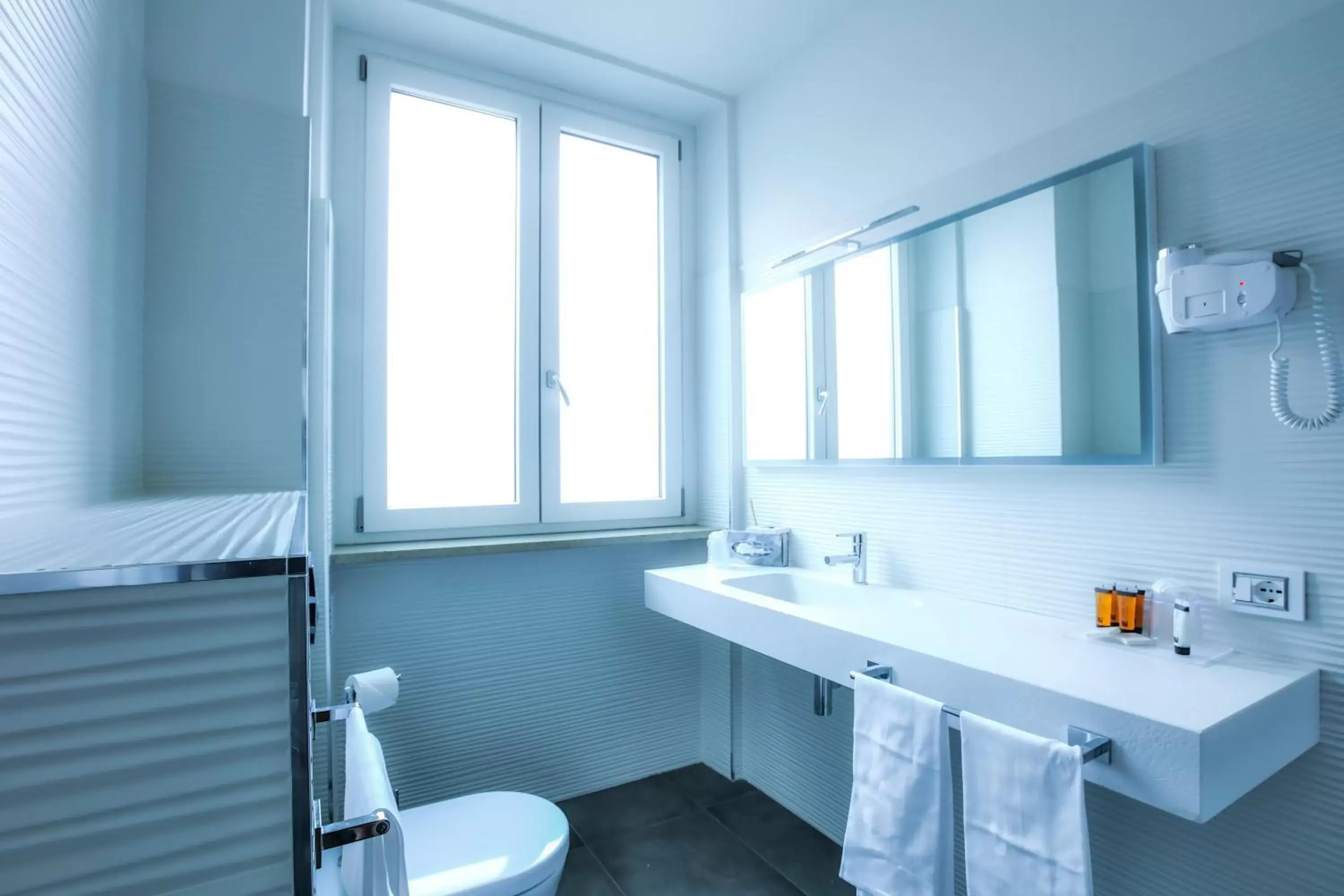 Bathroom in Hotel Concord