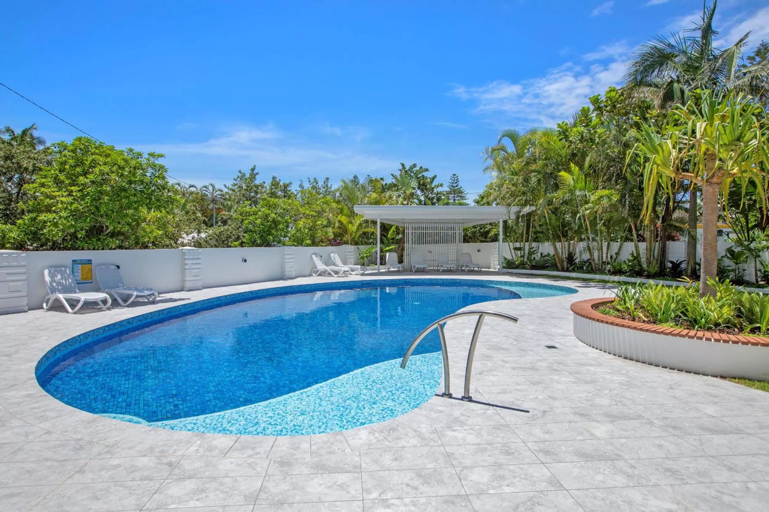 Swimming pool in De Ville Apartments