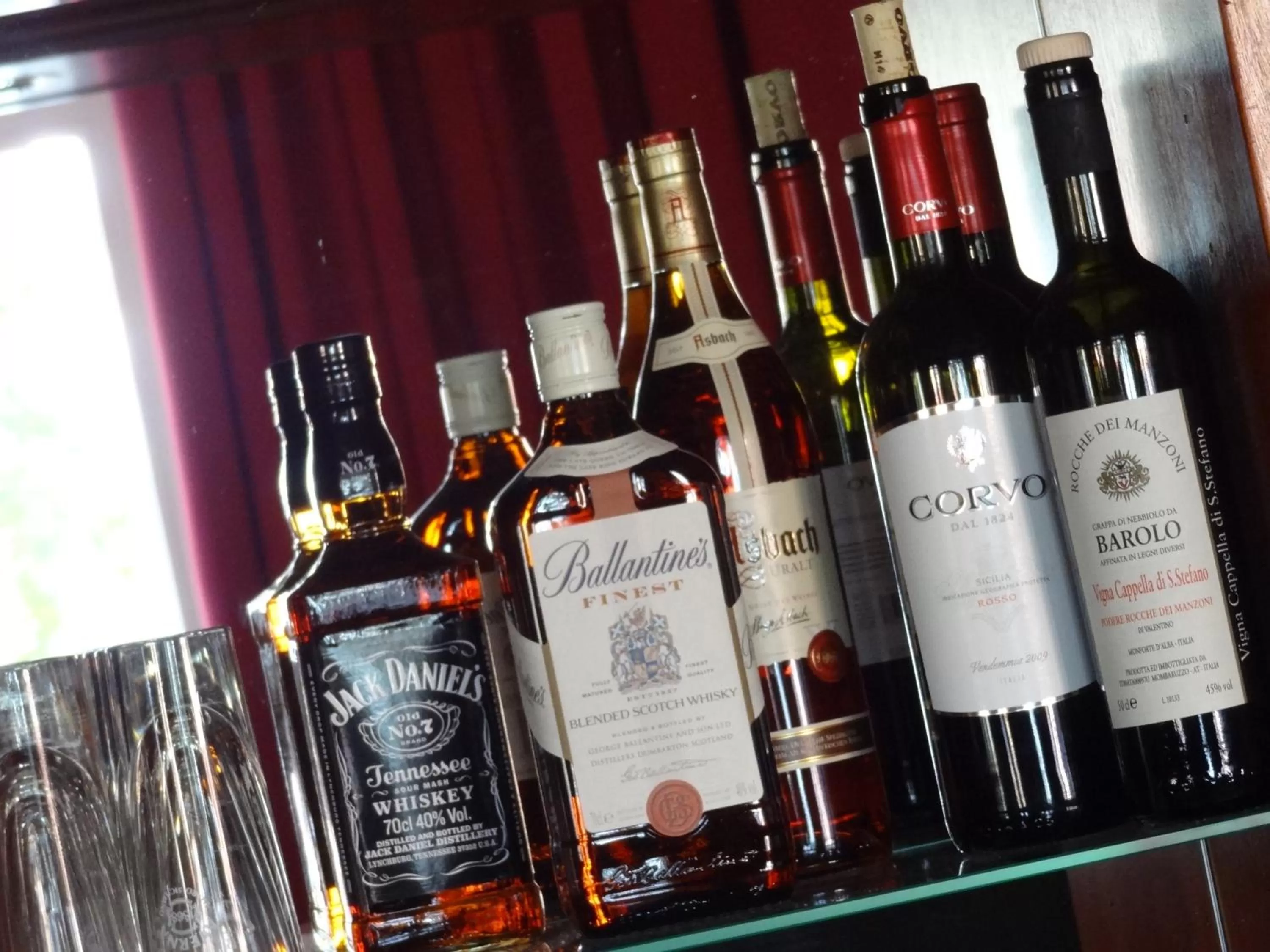 Alcoholic drinks in Hotel Garni Arcis