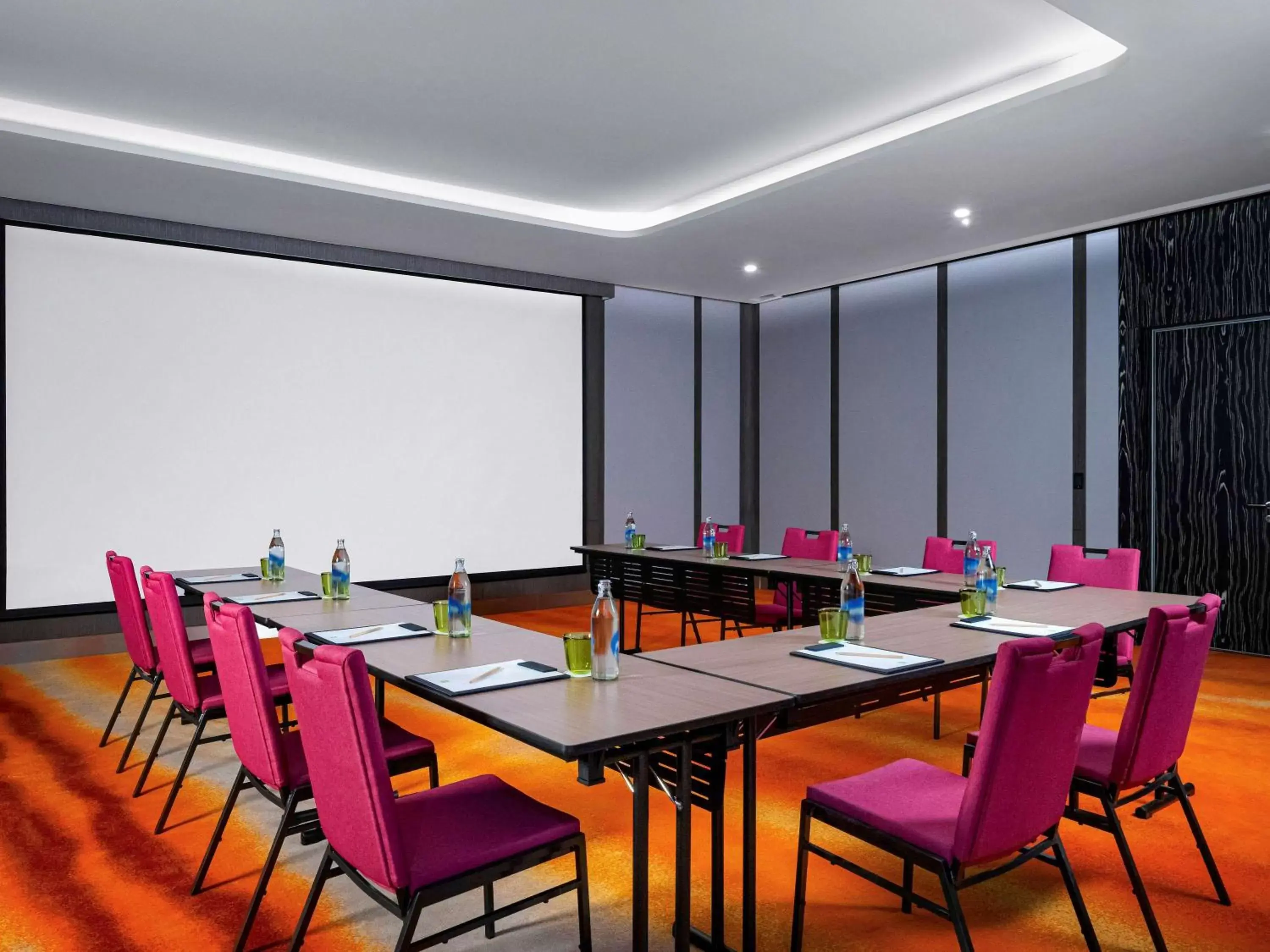 Meeting/conference room in ibis Styles Bangkok Silom