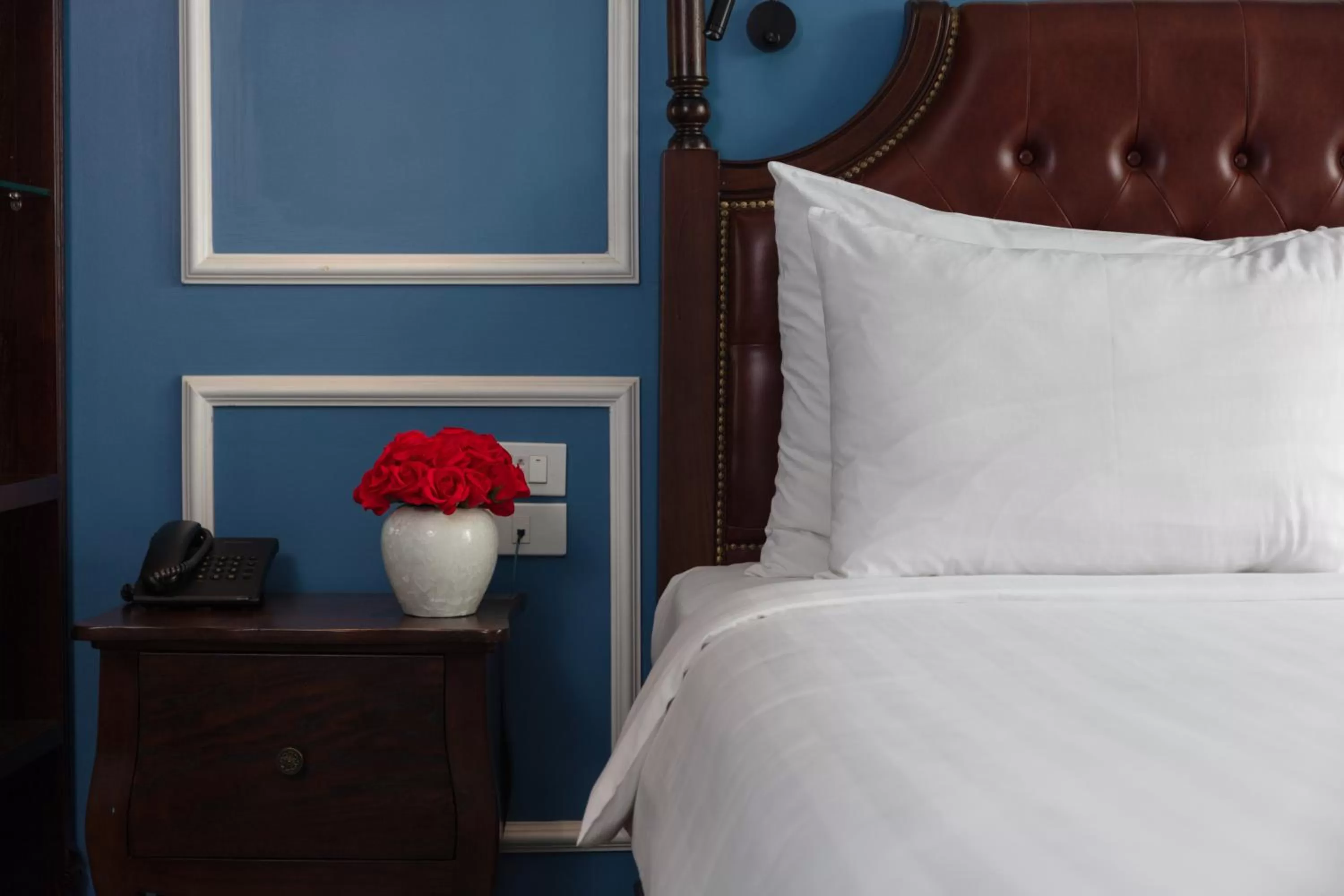 Bed in Suddha Boutique Hotel