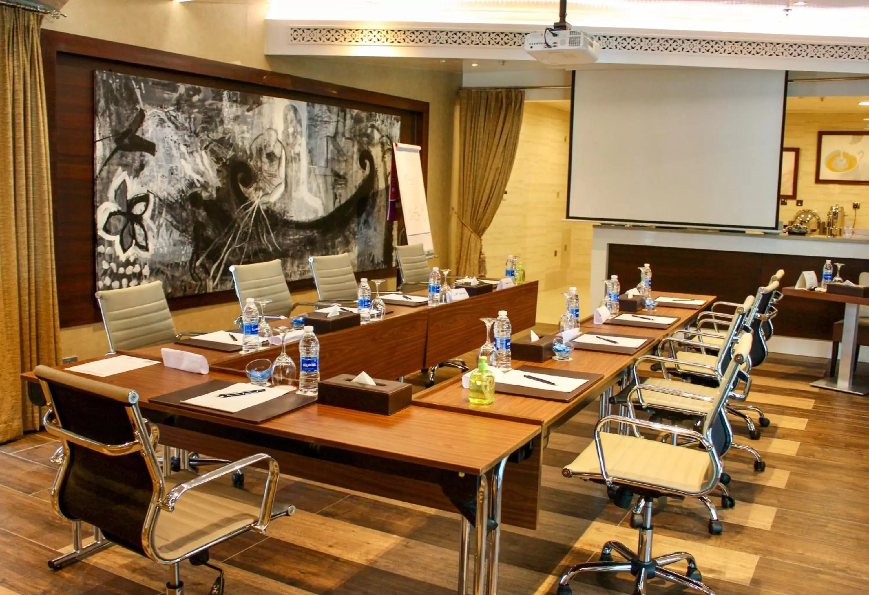 Meeting/conference room in Swiss-Belhotel Seef Bahrain