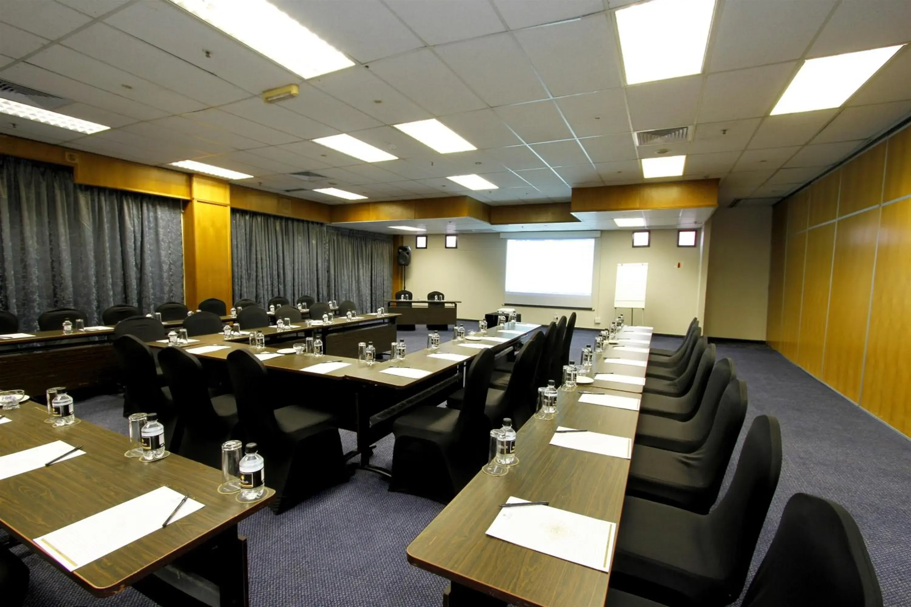 Banquet/Function facilities in Coastlands Durban Self Catering Holiday Apartments