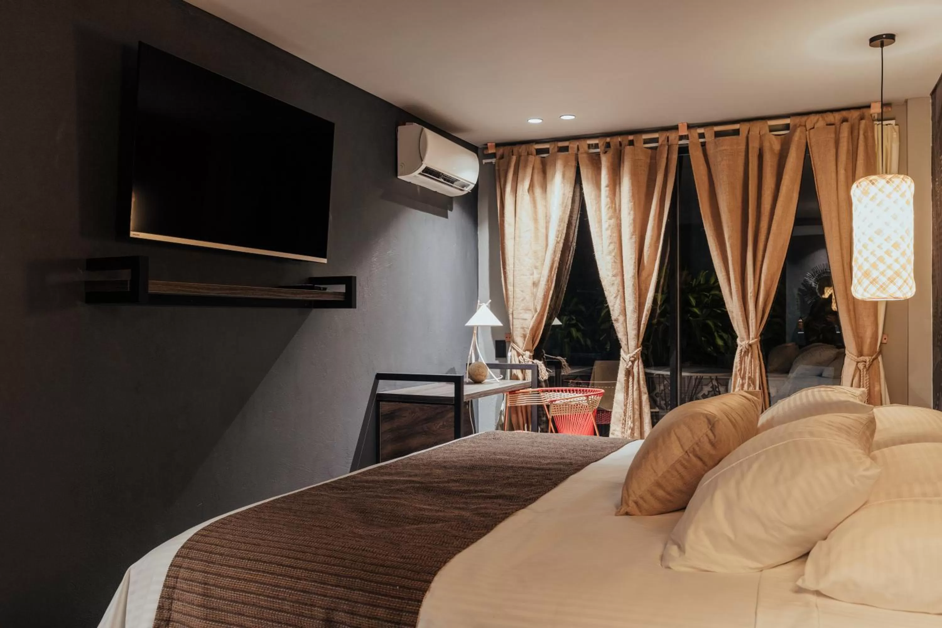 Bed in Sui Boutique Hotel