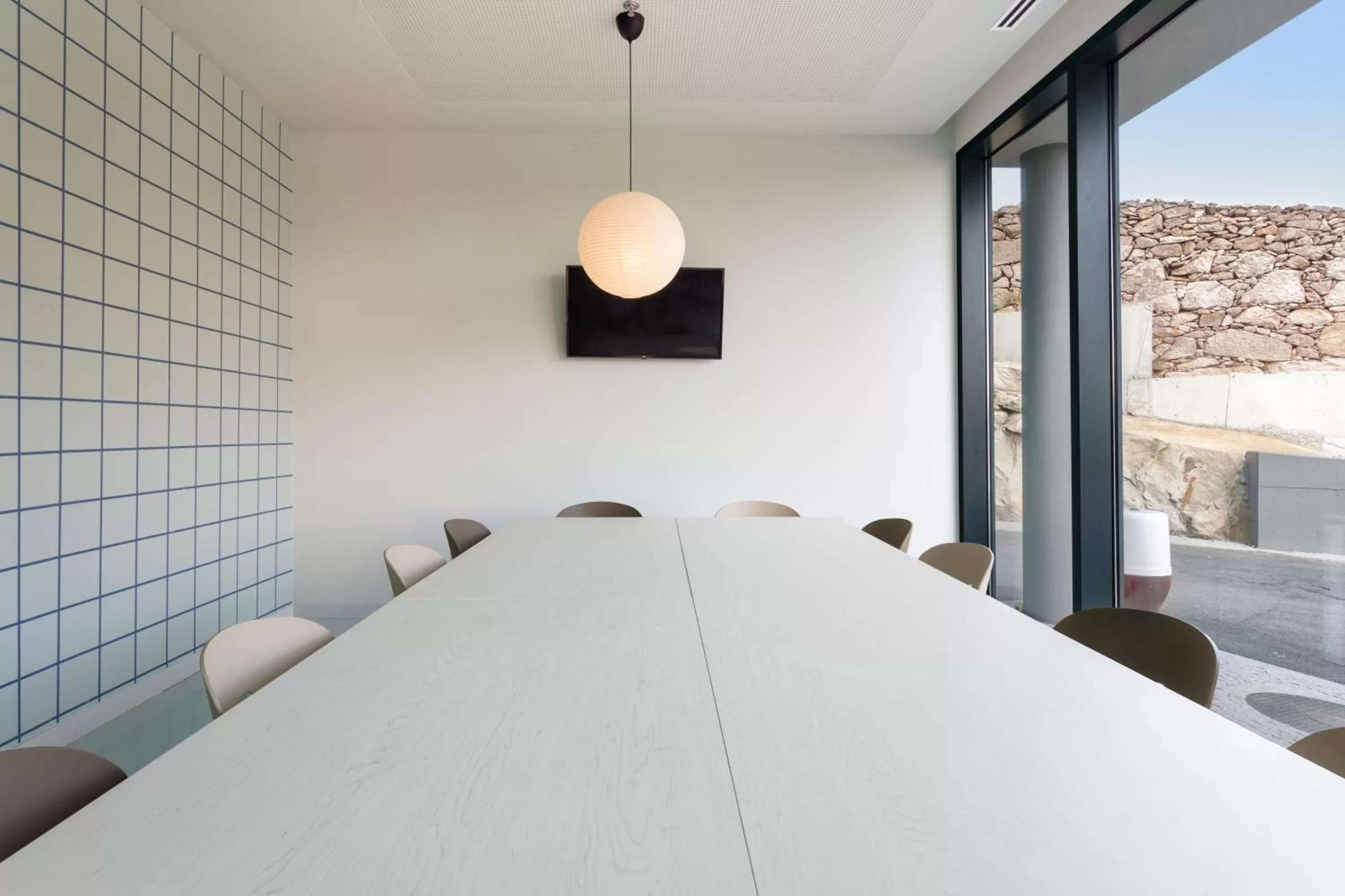 Seating area in B&B HOTEL Porto Expo Aeroporto