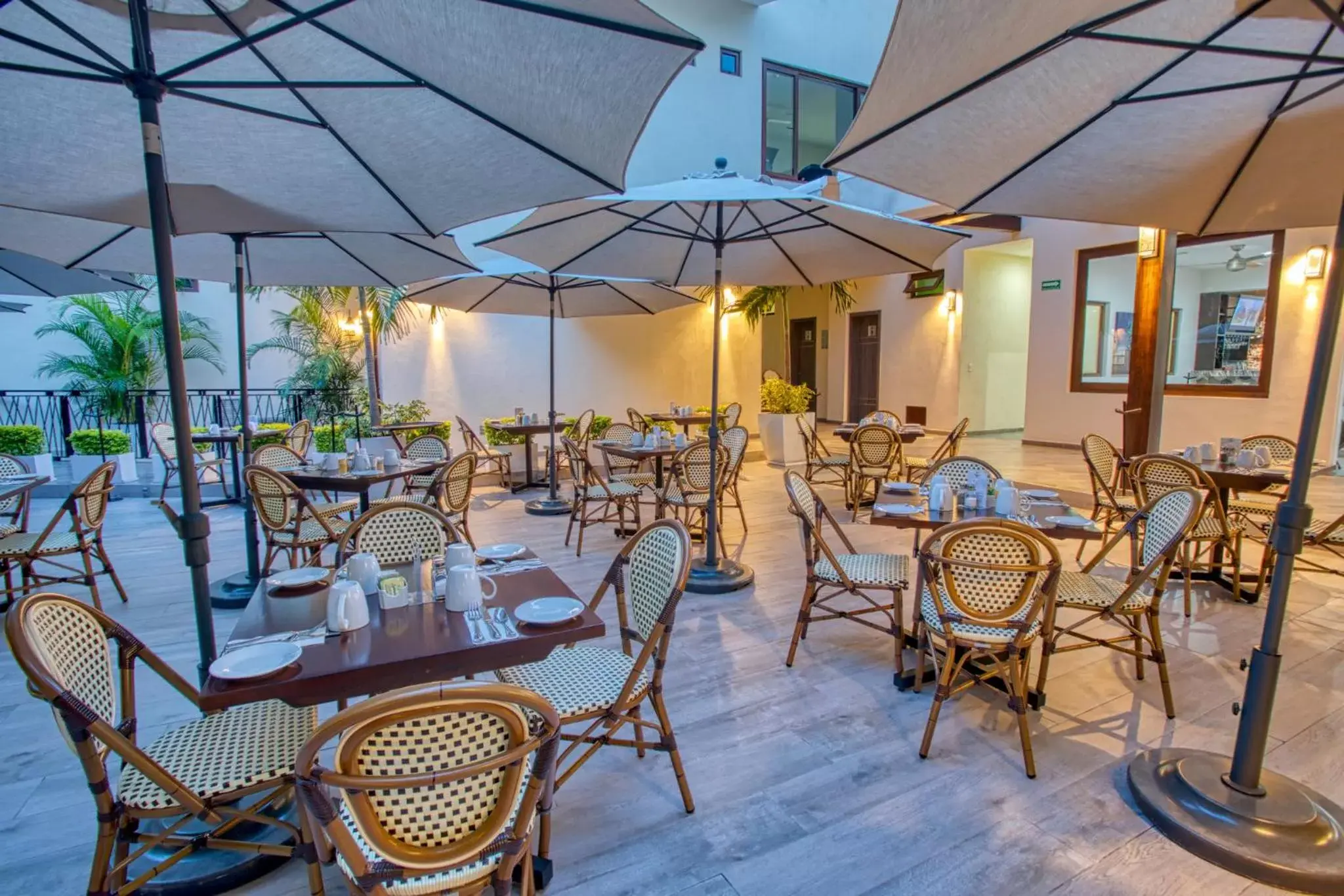 Dining area, Restaurant/Places to Eat in Casa Nicole Boutique Hotel