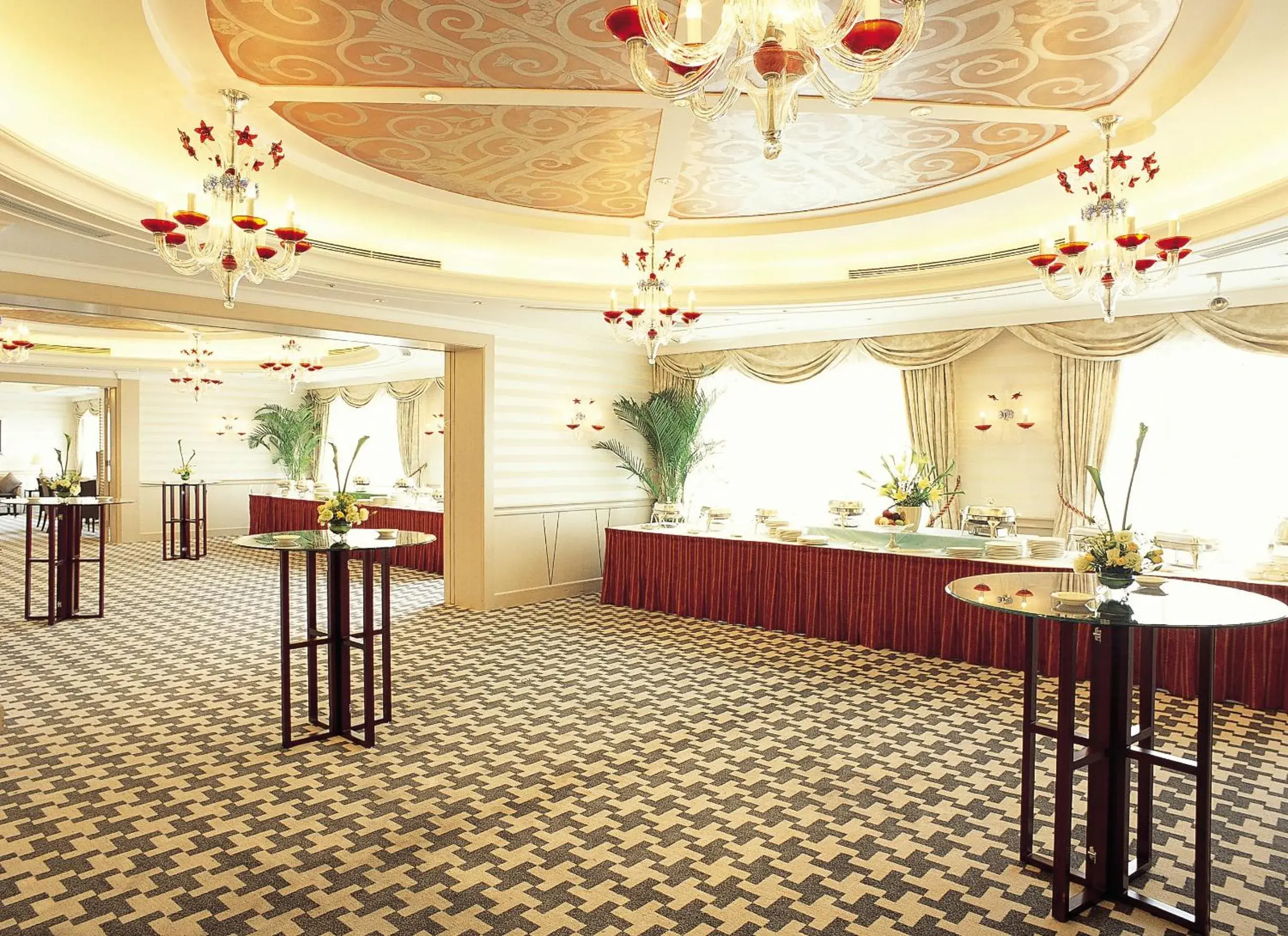 Banquet/Function facilities, Restaurant/Places to Eat in Okura Garden Hotel