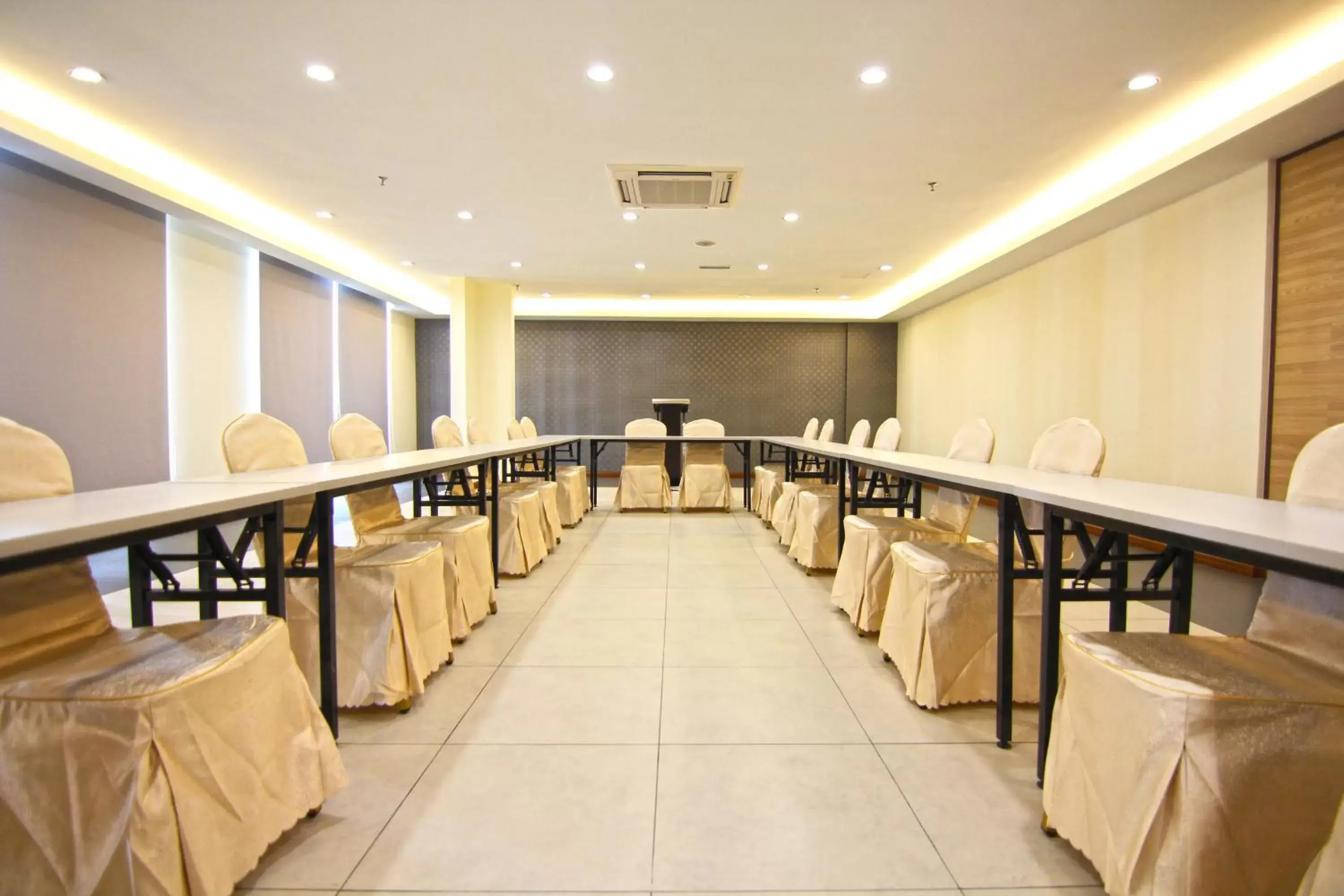 Other, Banquet Facilities in Putatan Platinum Hotel