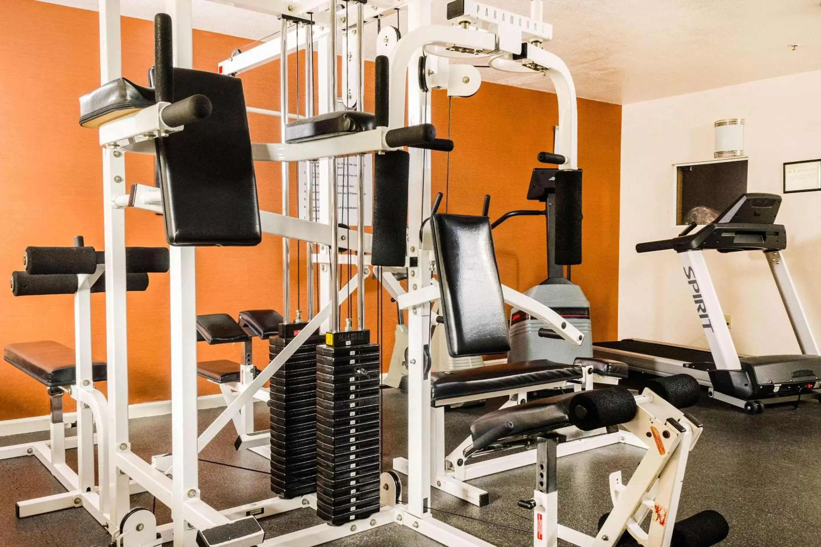Fitness centre/facilities, Fitness Center/Facilities in Quality Inn & Suites Lathrop