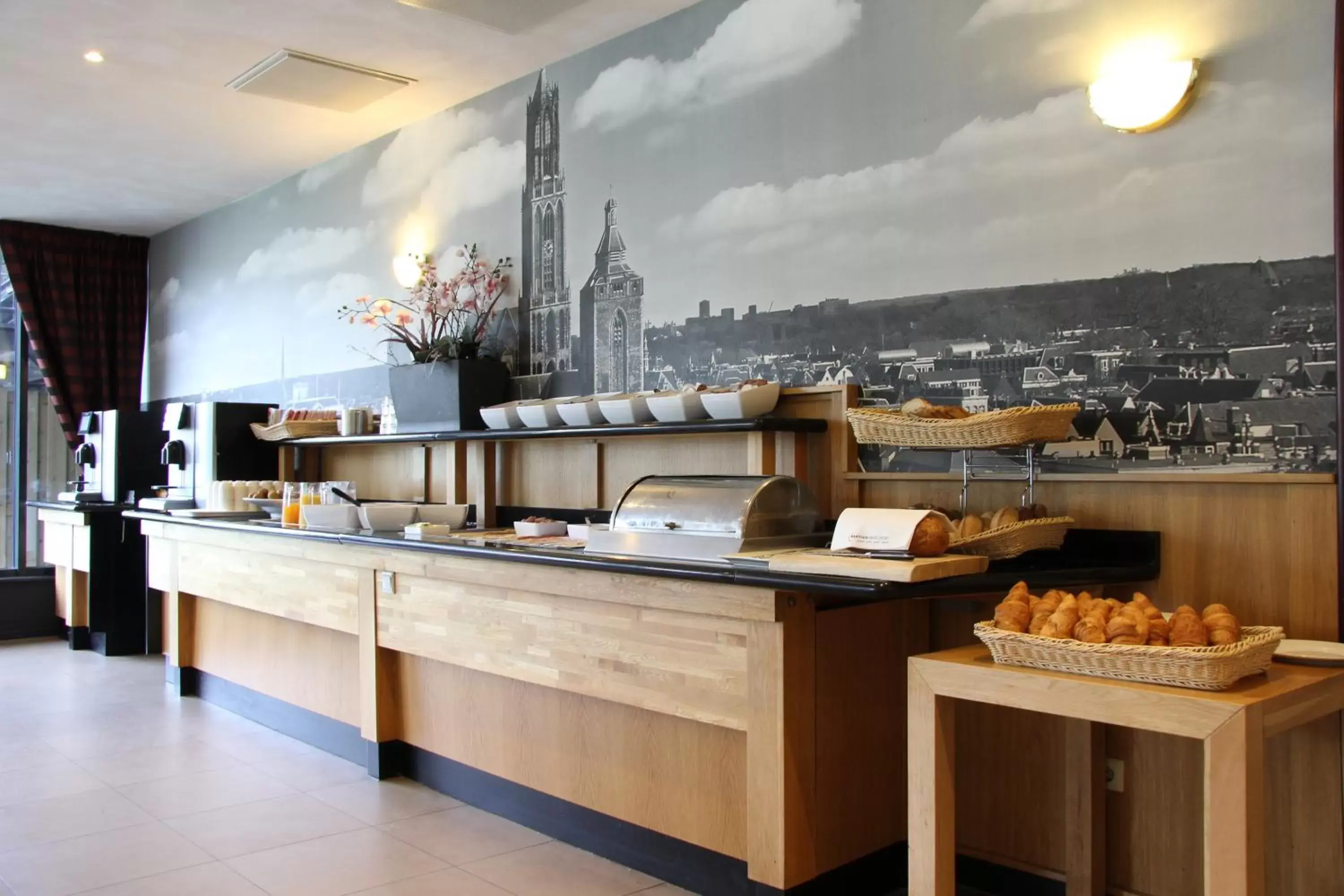 Food, Kitchen/Kitchenette in Bastion Hotel Utrecht