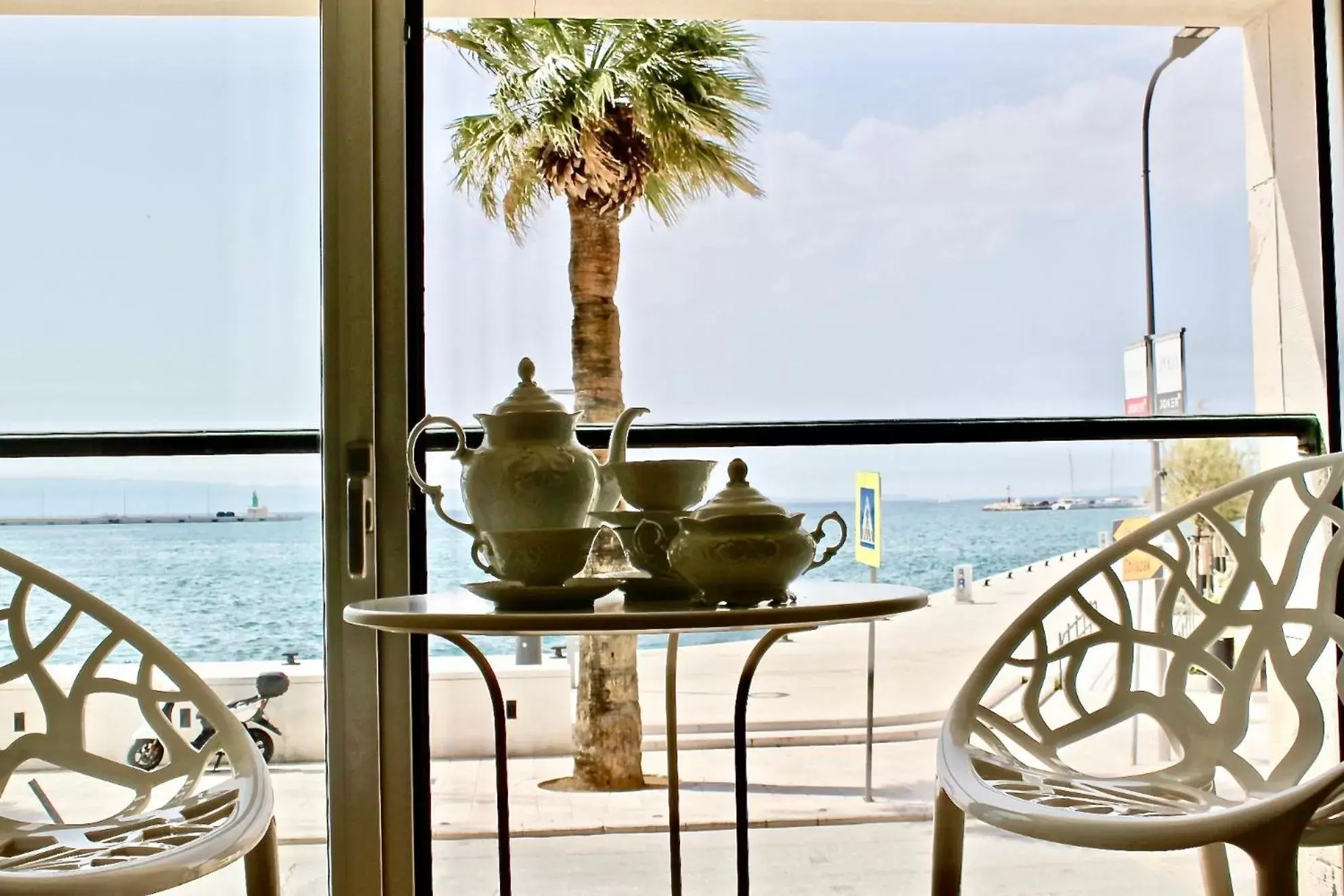 Luxury Room - sea view  & loggia in Galeria Valeria Seaside Downtown - MAG Quaint & Elegant Boutique Hotels