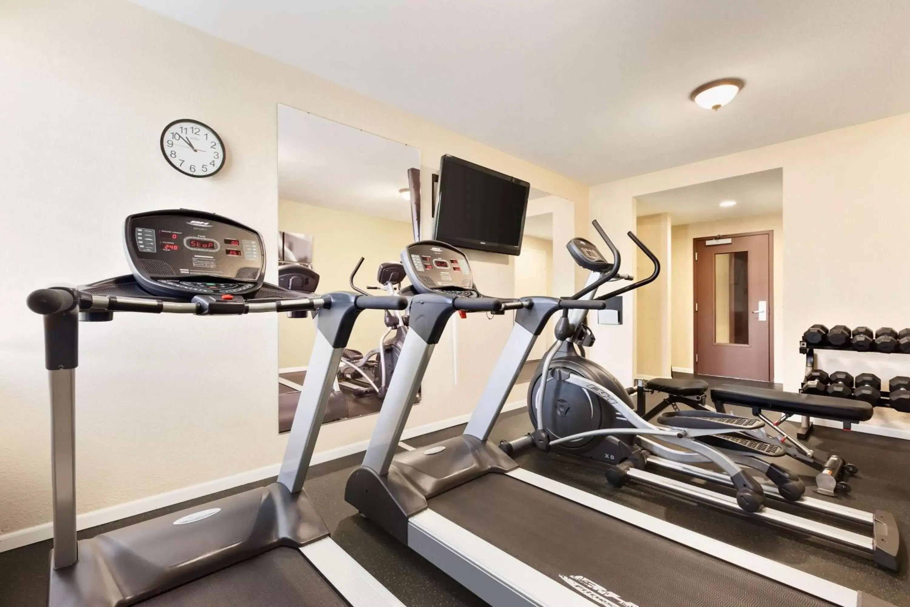 Spa and wellness centre/facilities, Fitness Center/Facilities in Country Inn & Suites by Radisson, Eagan, MN