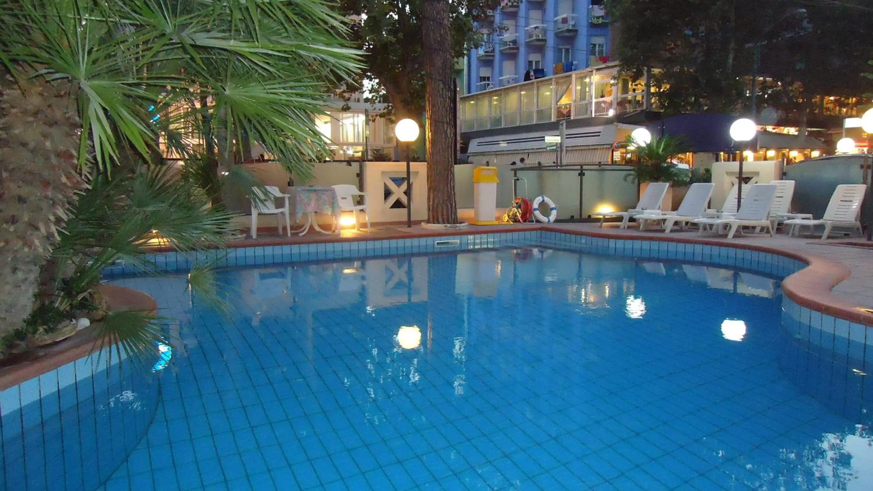 Swimming pool in Hotel Cobalto