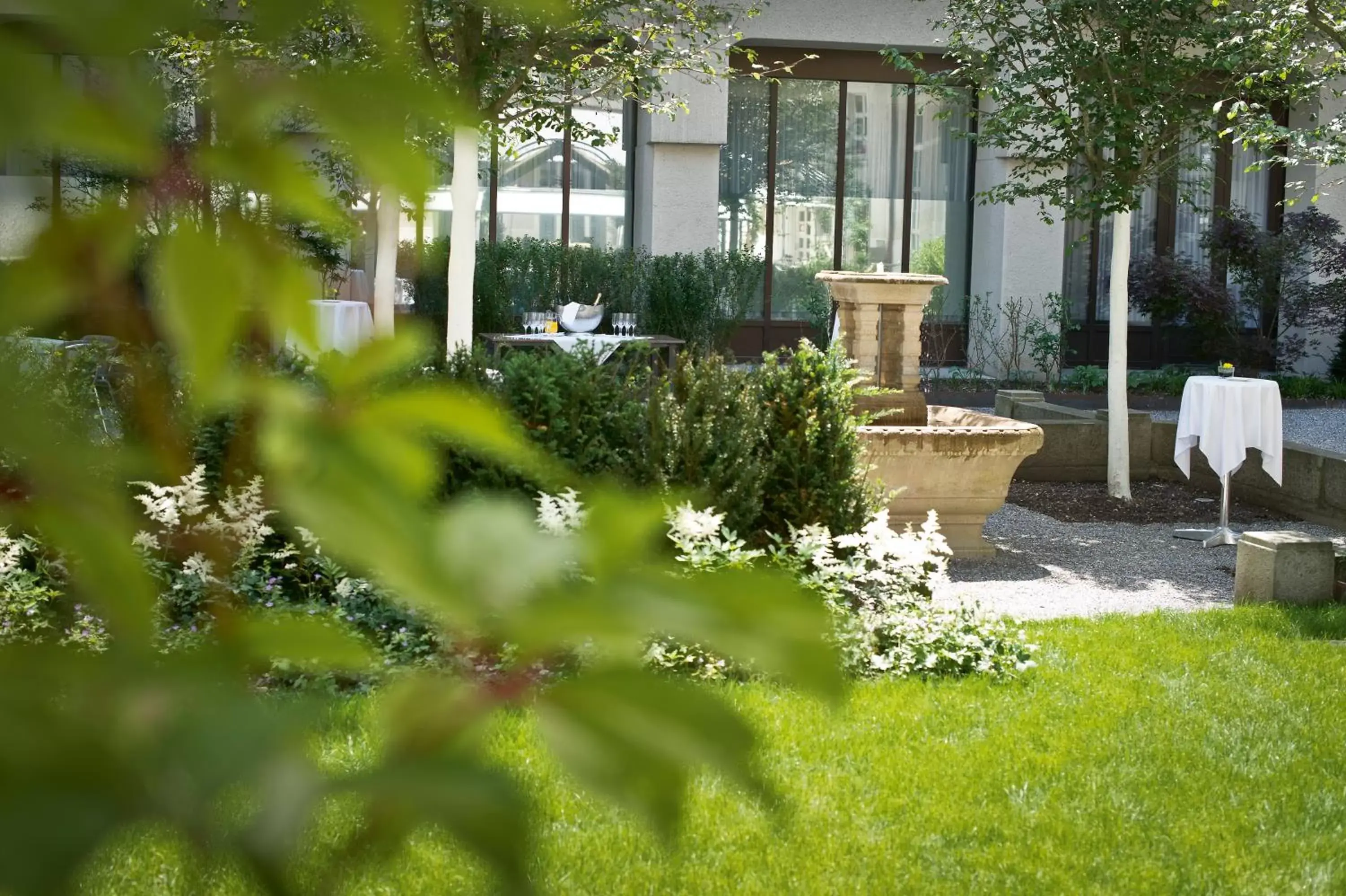 Patio, Garden in Hotel Glockenhof Zürich