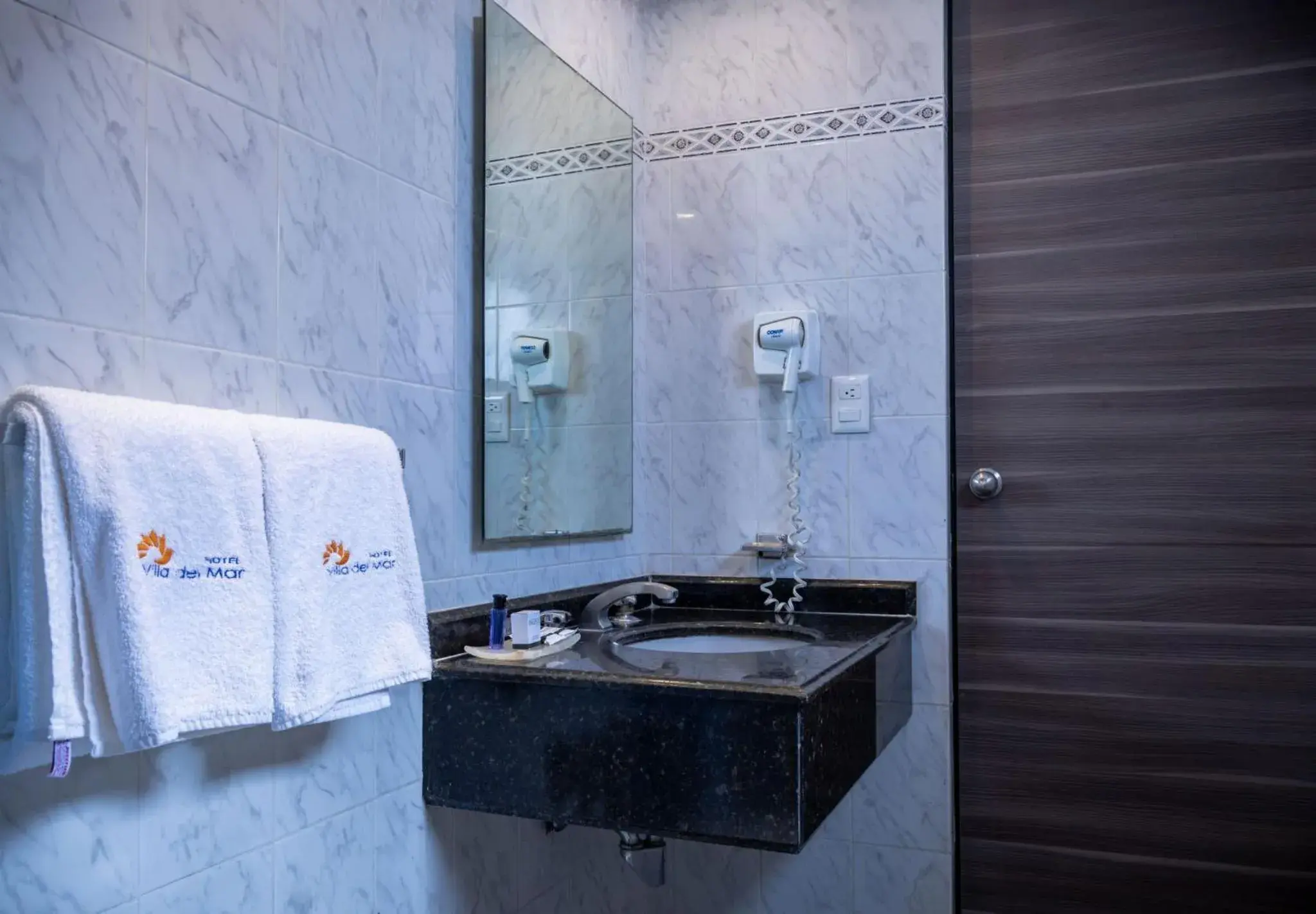 Bathroom in Hotel Villa del Mar