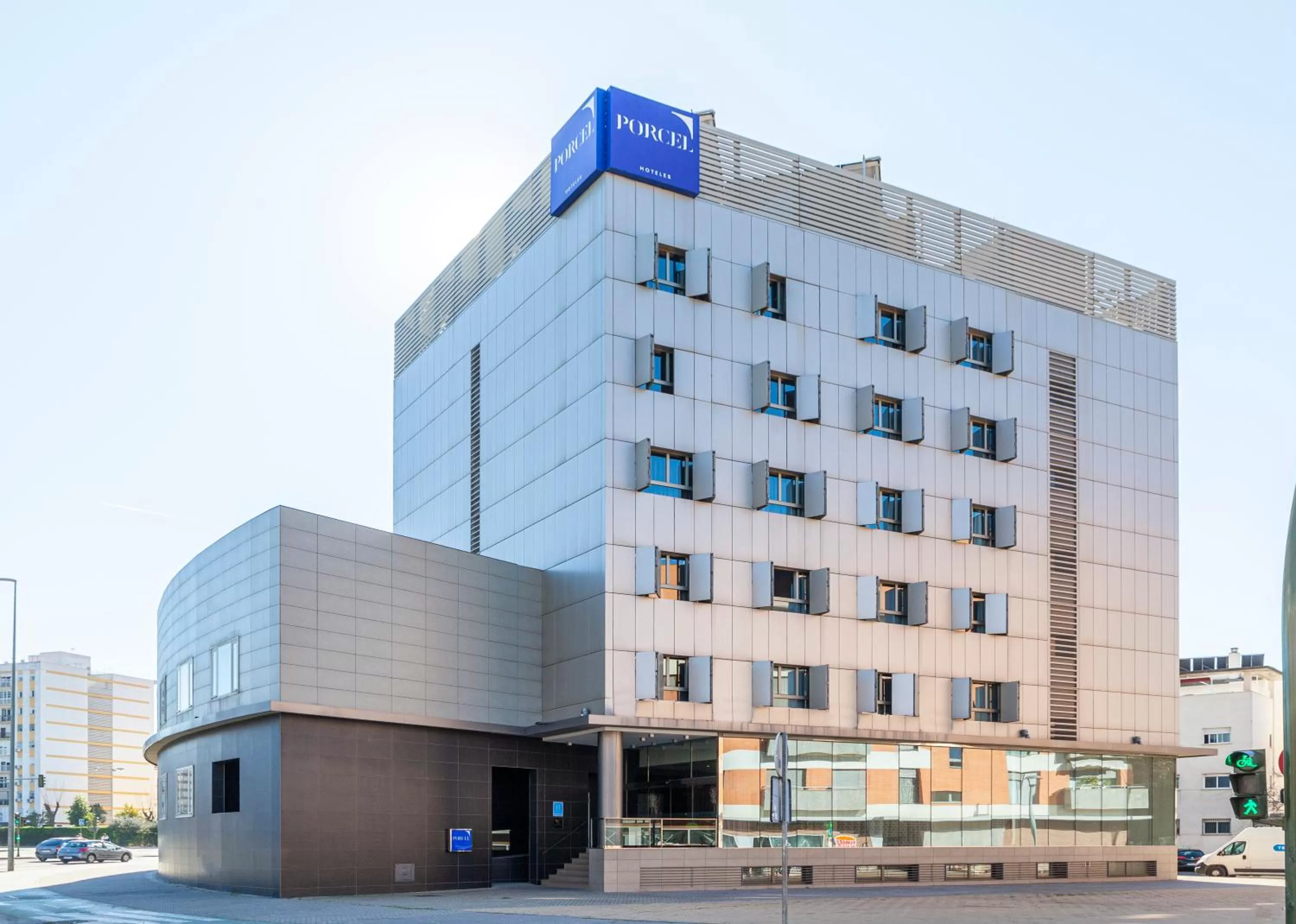 Property building in Porcel Torneo