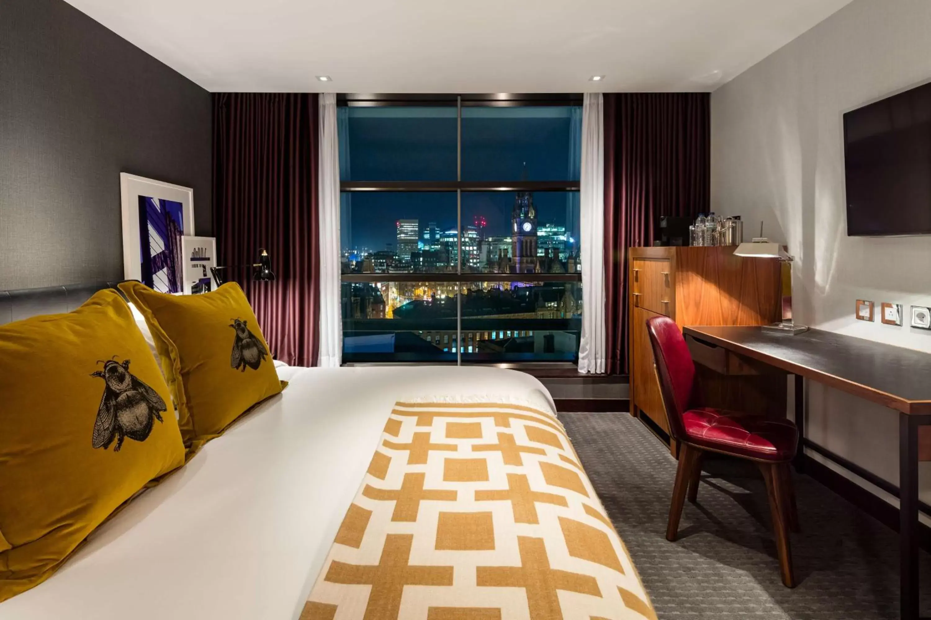 Photo of the whole room in The Edwardian Manchester, A Radisson Collection Hotel