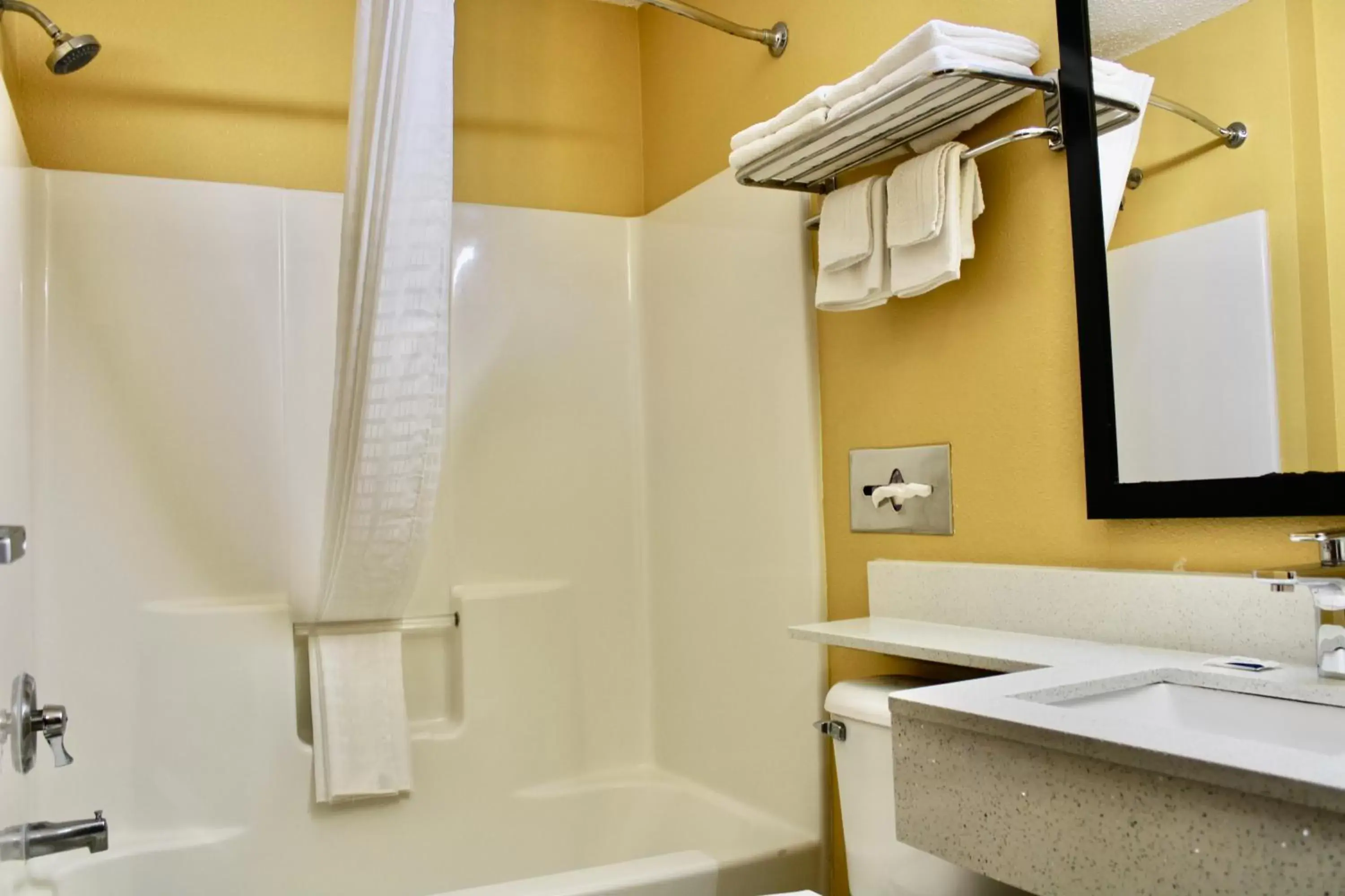 Shower, Bathroom in HomeTown Inn & Suites