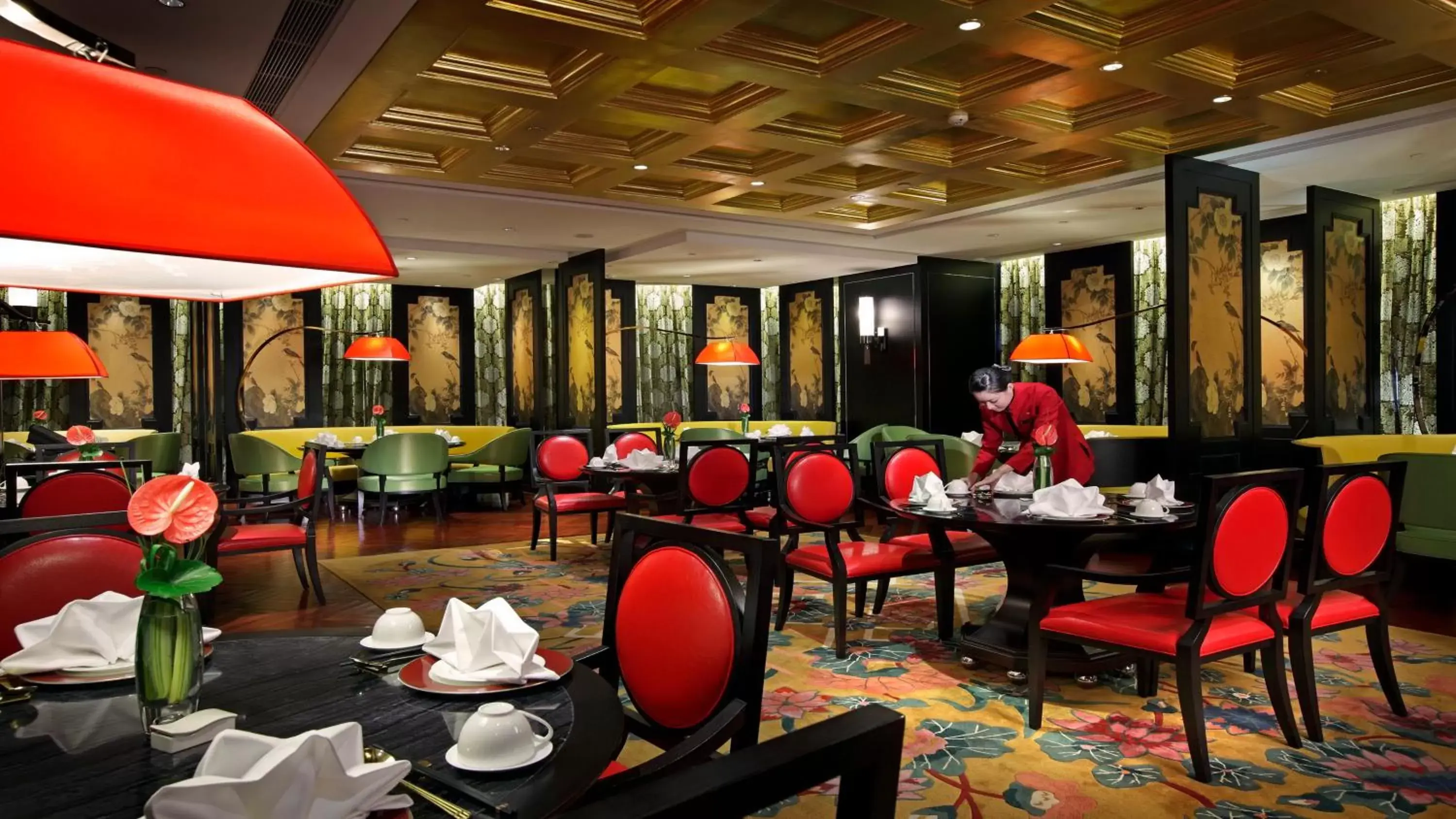 Restaurant/Places to Eat in InterContinental Shanghai Jing' An, an IHG Hotel