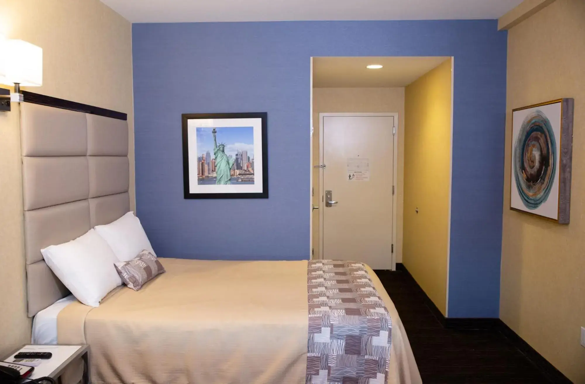 Bed in 7 Days Hotel Bed in 7 Days Hotel