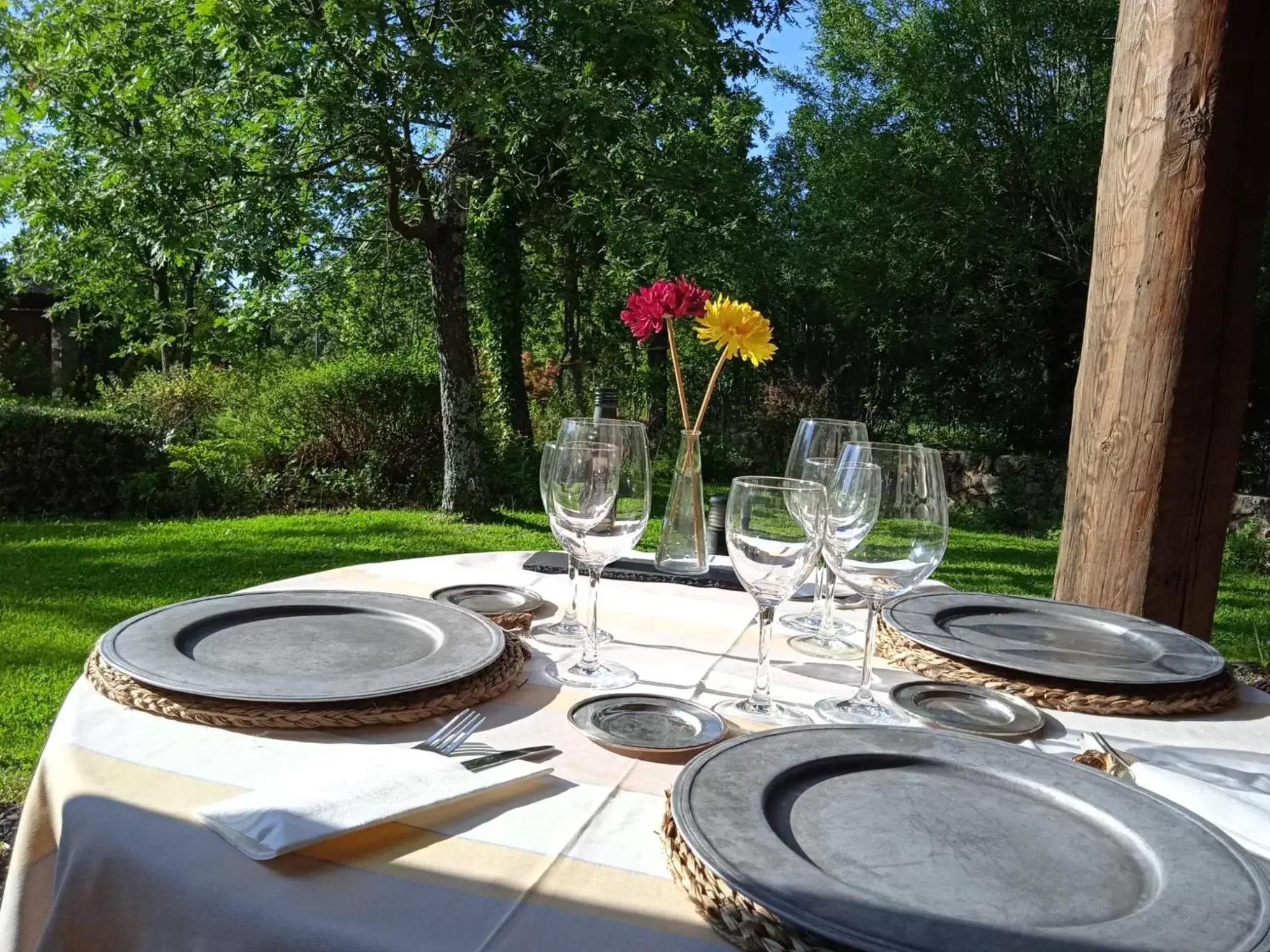 Balcony/Terrace, Restaurant/Places to Eat in Posada Restaurante Fuenteplateada