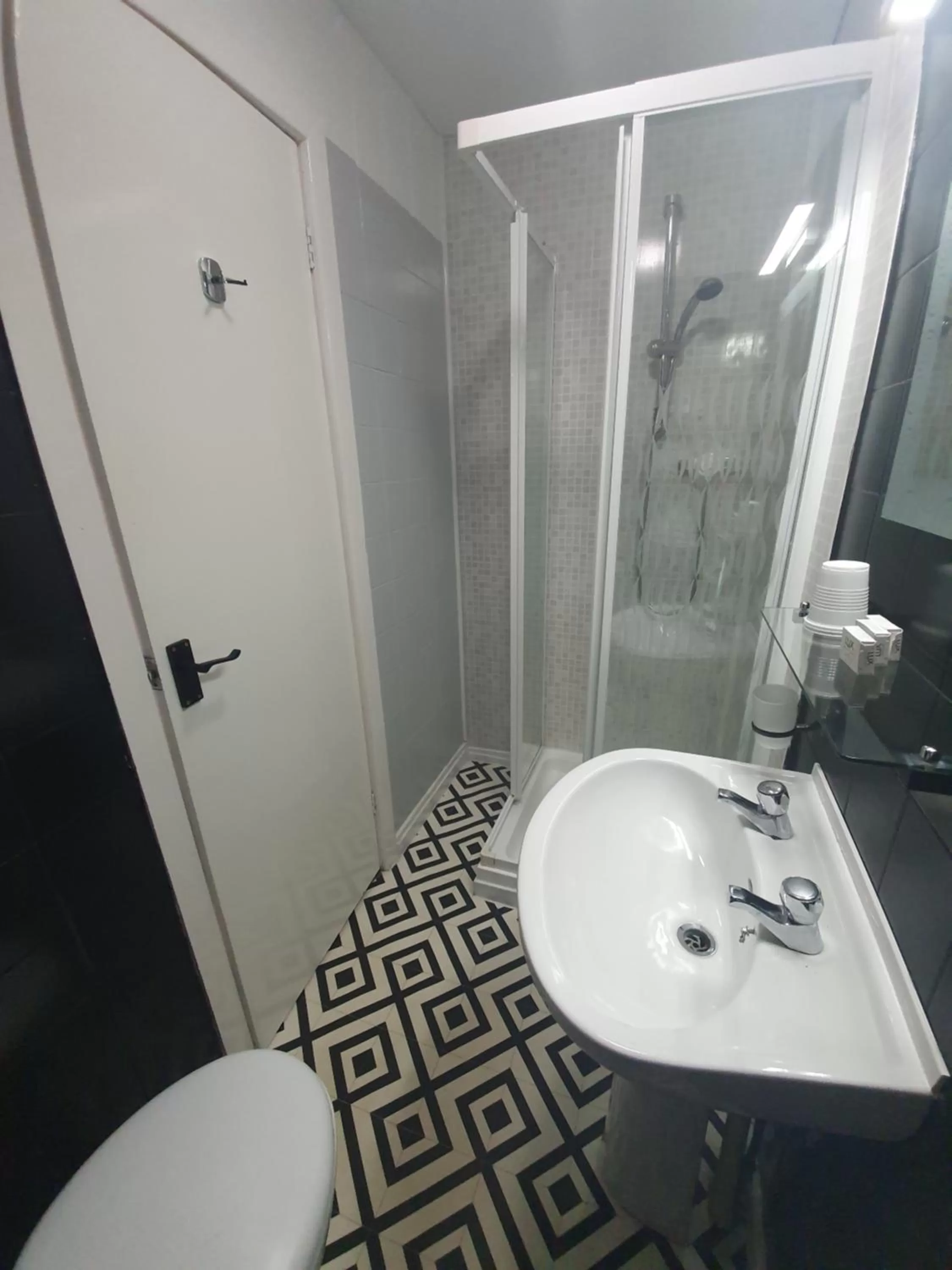 Palm Beach Hotel by the Sea