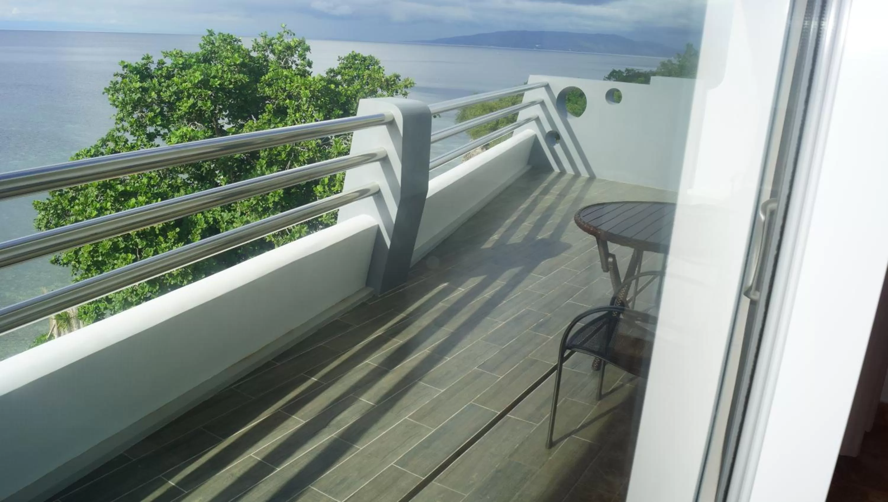 Balcony/Terrace in Panglao Sea Resort - Tangnan